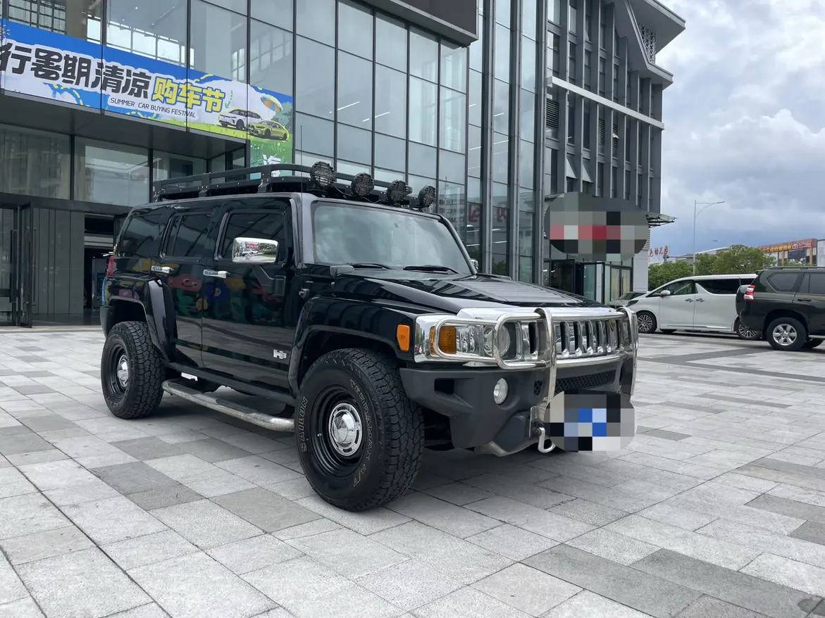 Hummer H3