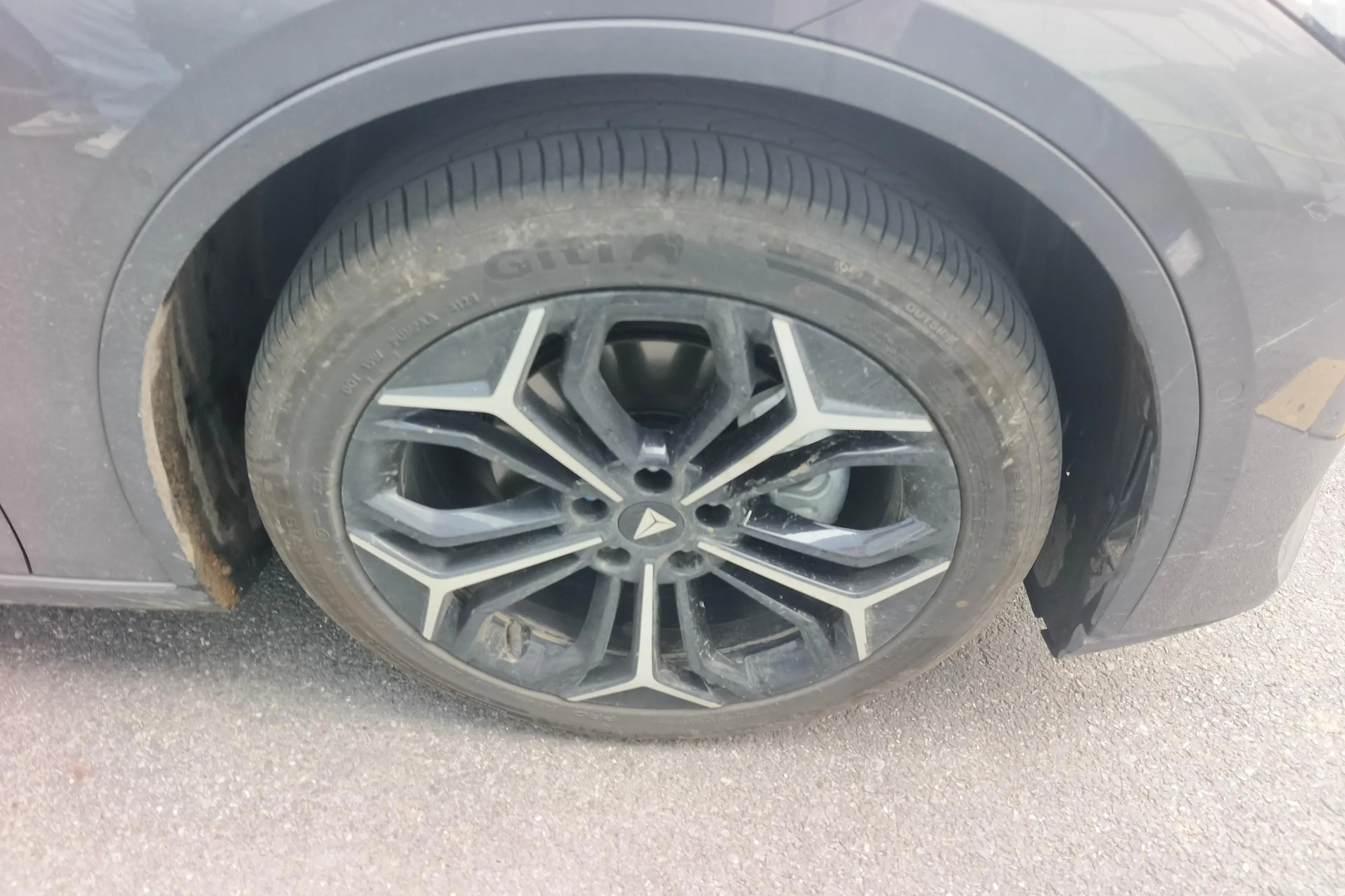 Deepal Dark blue L07