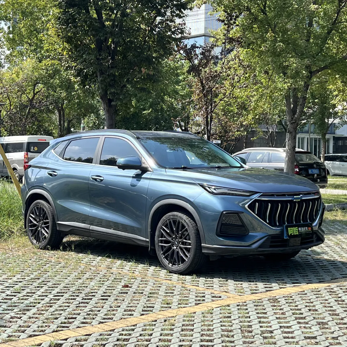 Oshan Changan Auchan X5