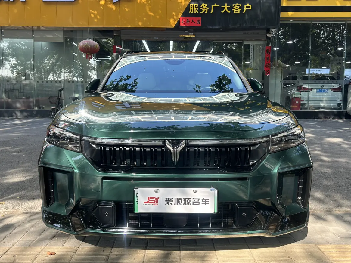 Voyah Lantu FREE  из Китая