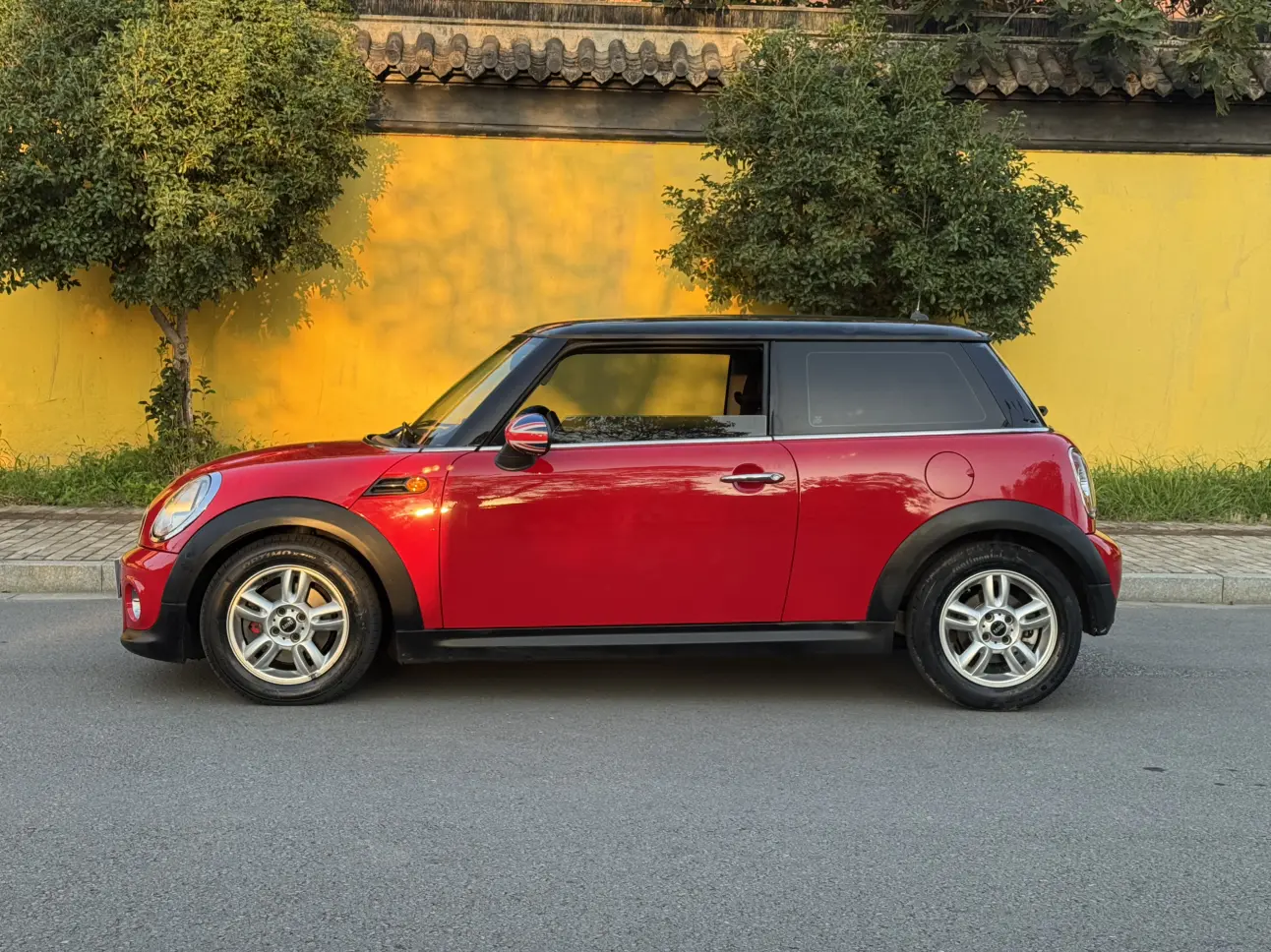 MINI MINI