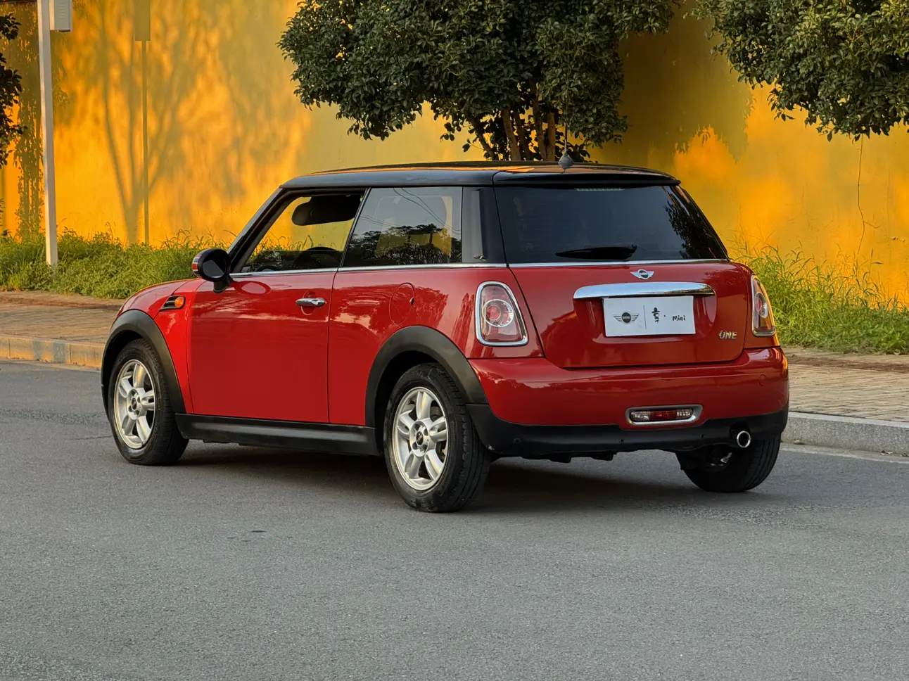 MINI MINI