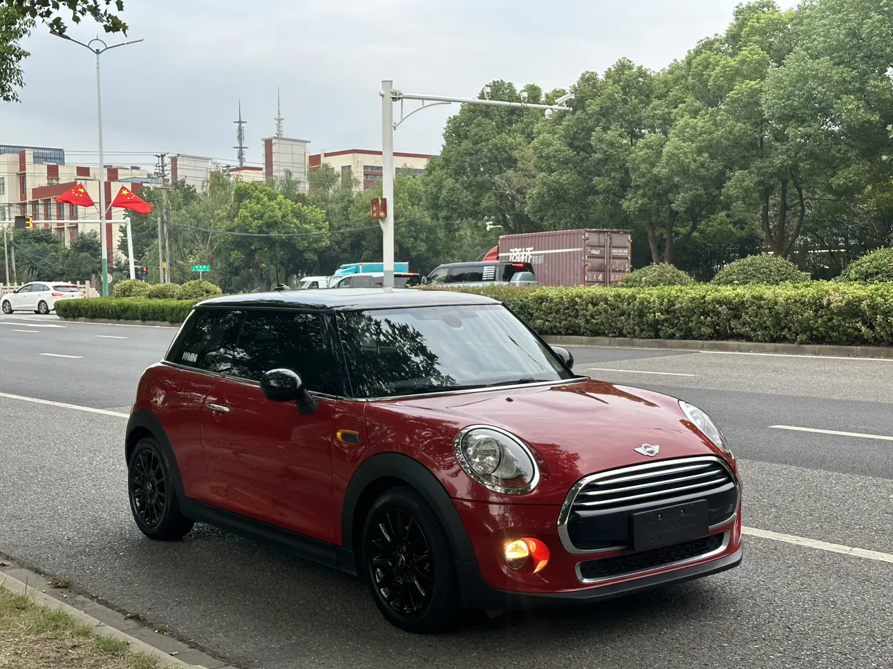 MINI MINI