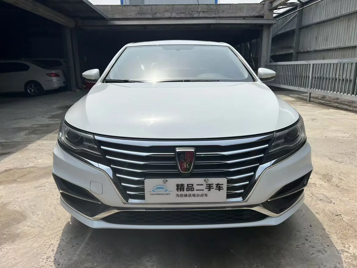 Roewe ei6  из Китая