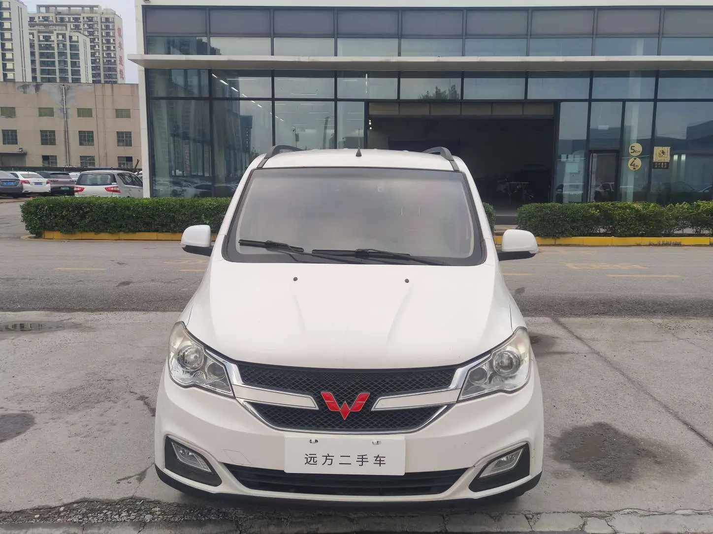 Wuling Hongguang  из Китая