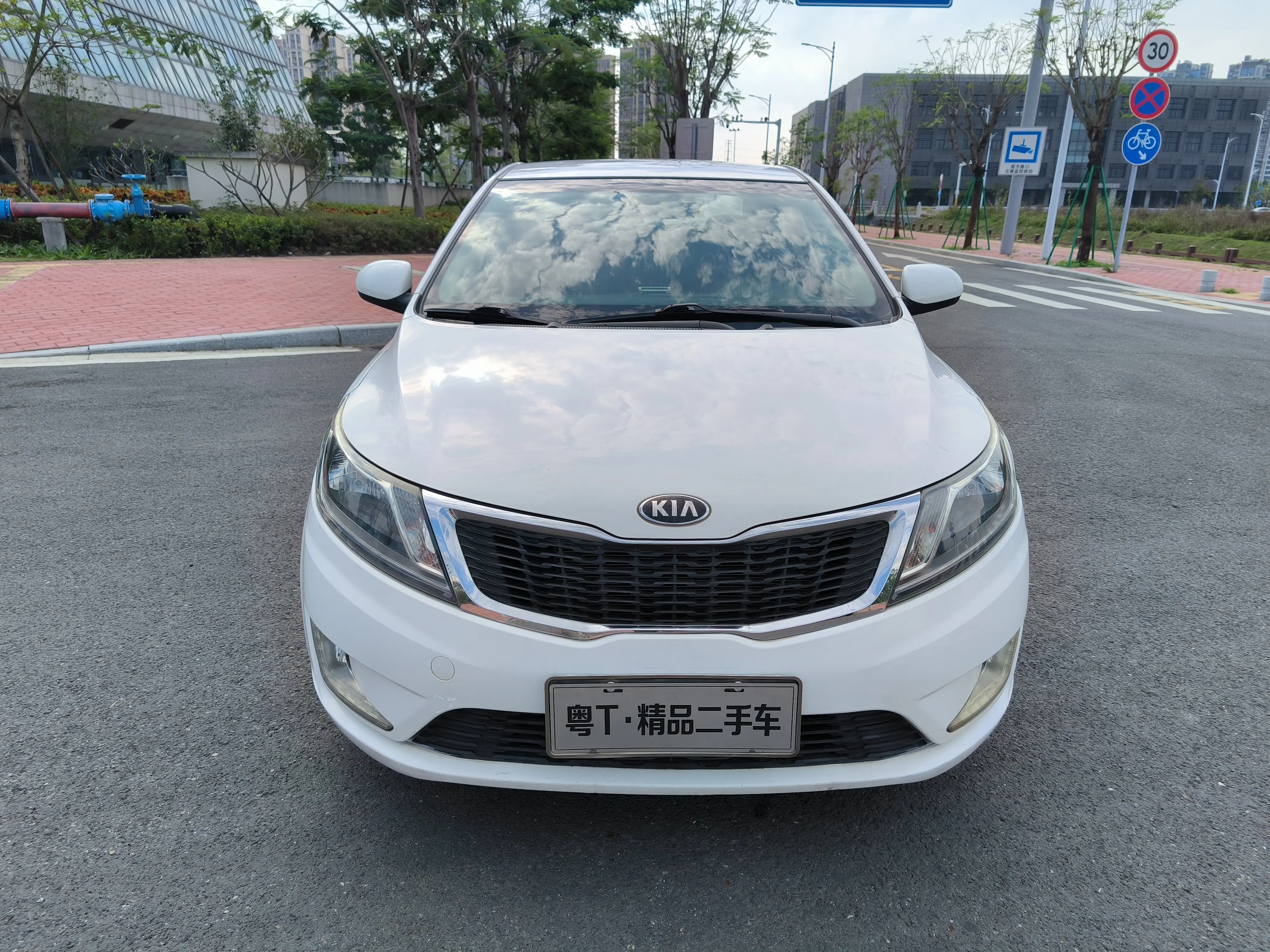 Kia K2