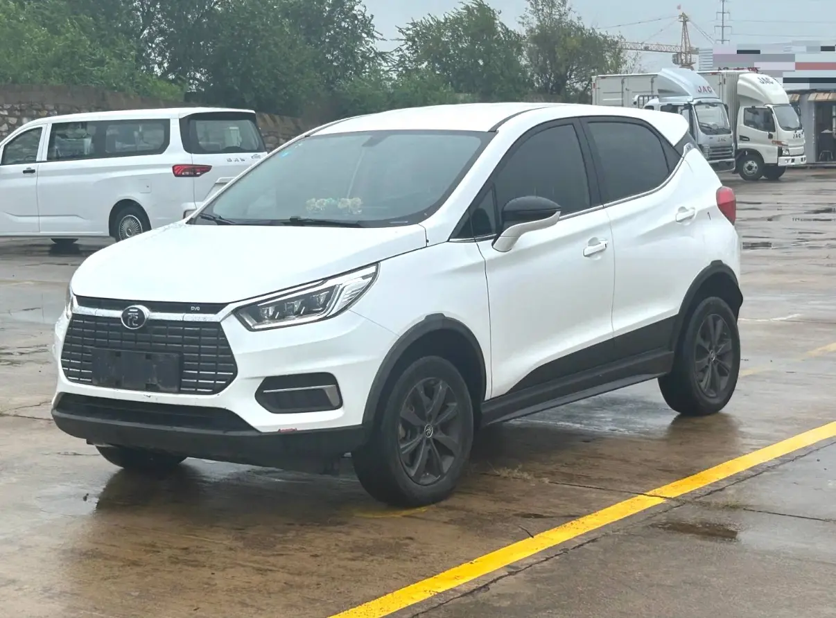 BYD Yuan EV