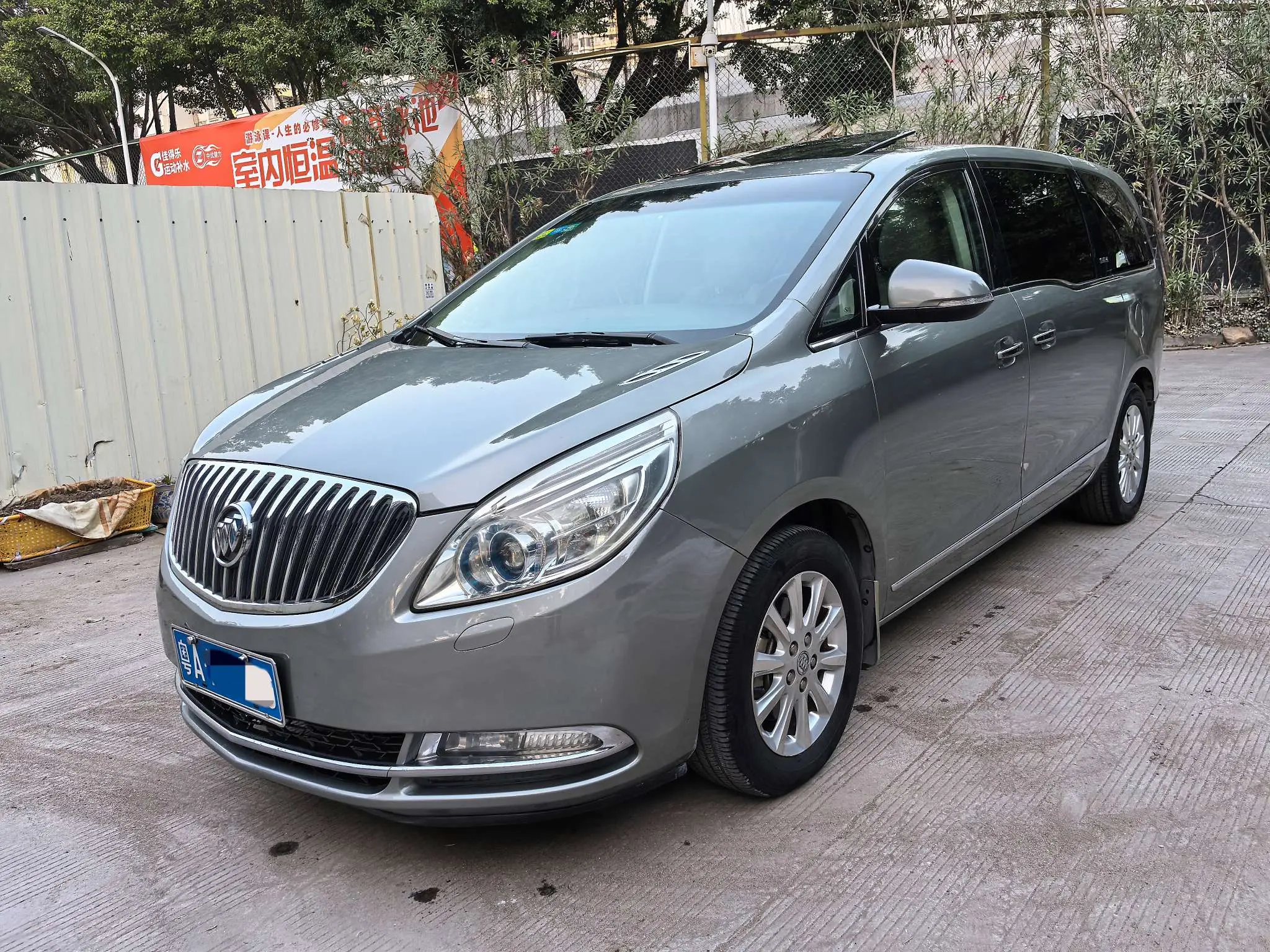 Buick GL8