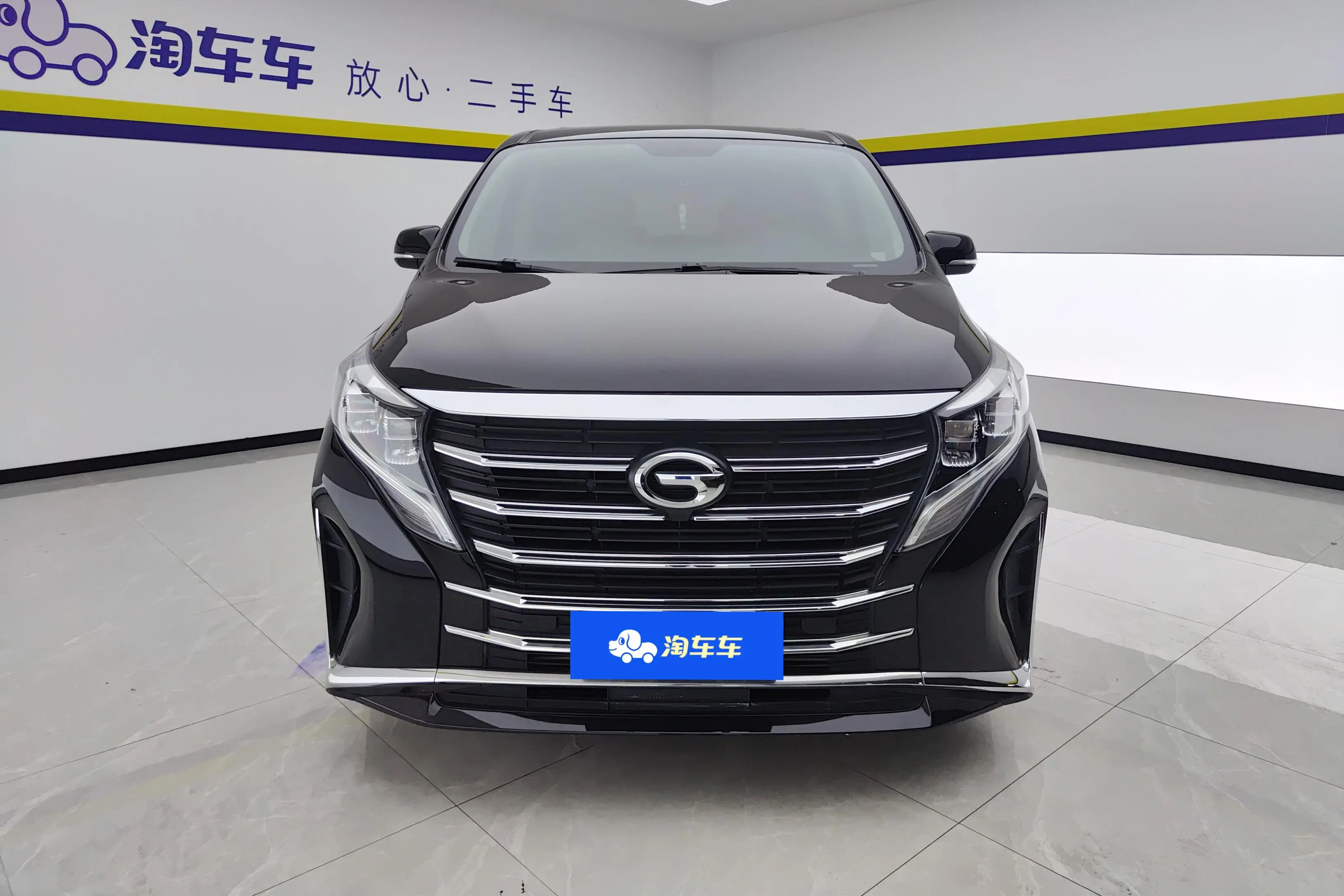 GAC Trumpchi M8  из Китая