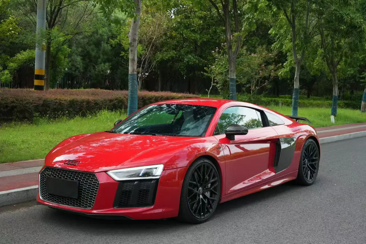 Audi R8  из Китая