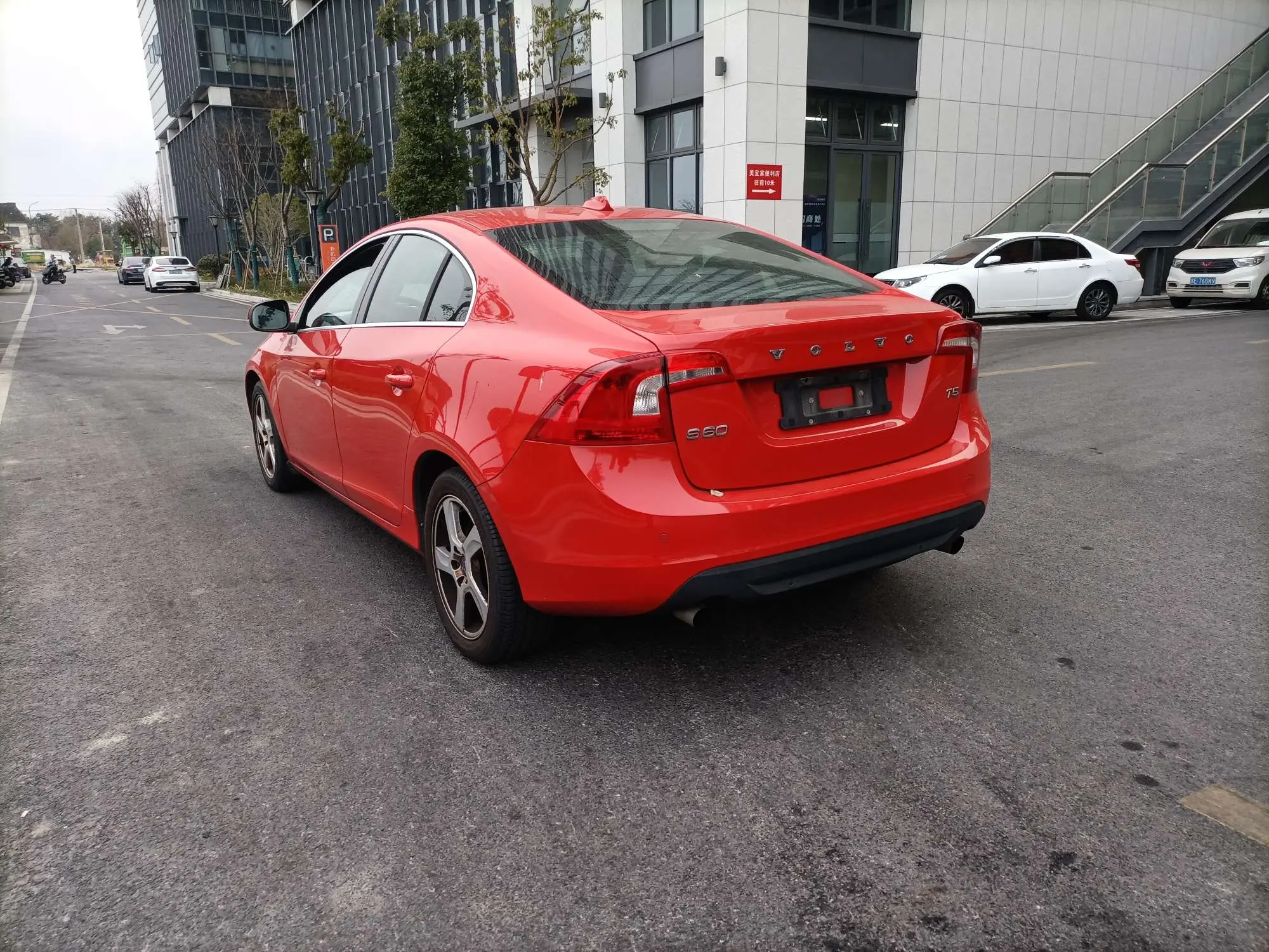 Volvo S60 (imported)