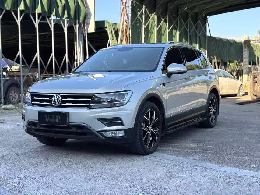 Volkswagen Tiguan L