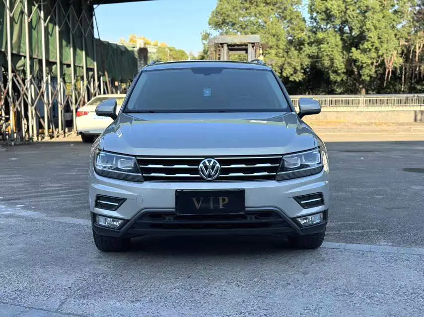 Volkswagen Tiguan L