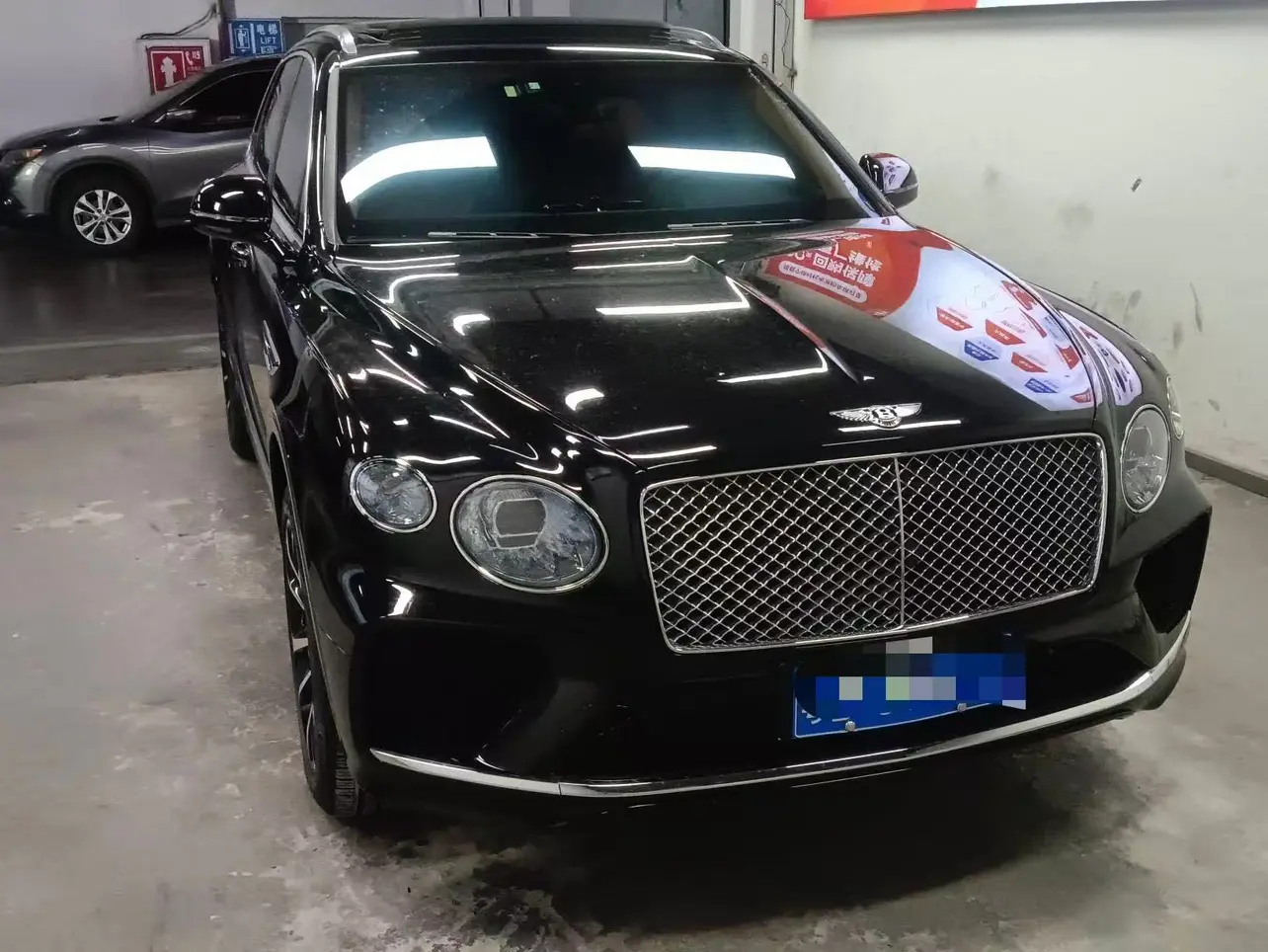Bentley Bentayga  из Китая