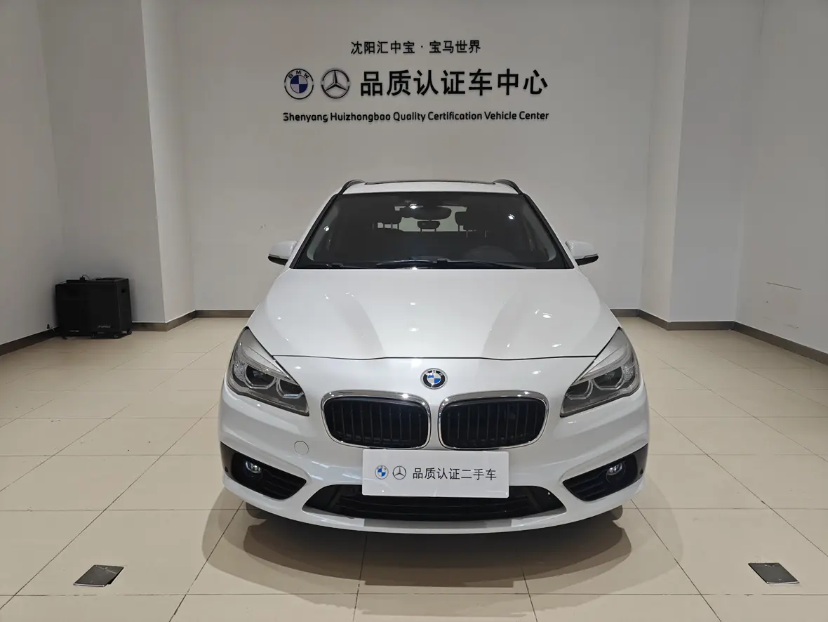 BMW 2 series station wagon