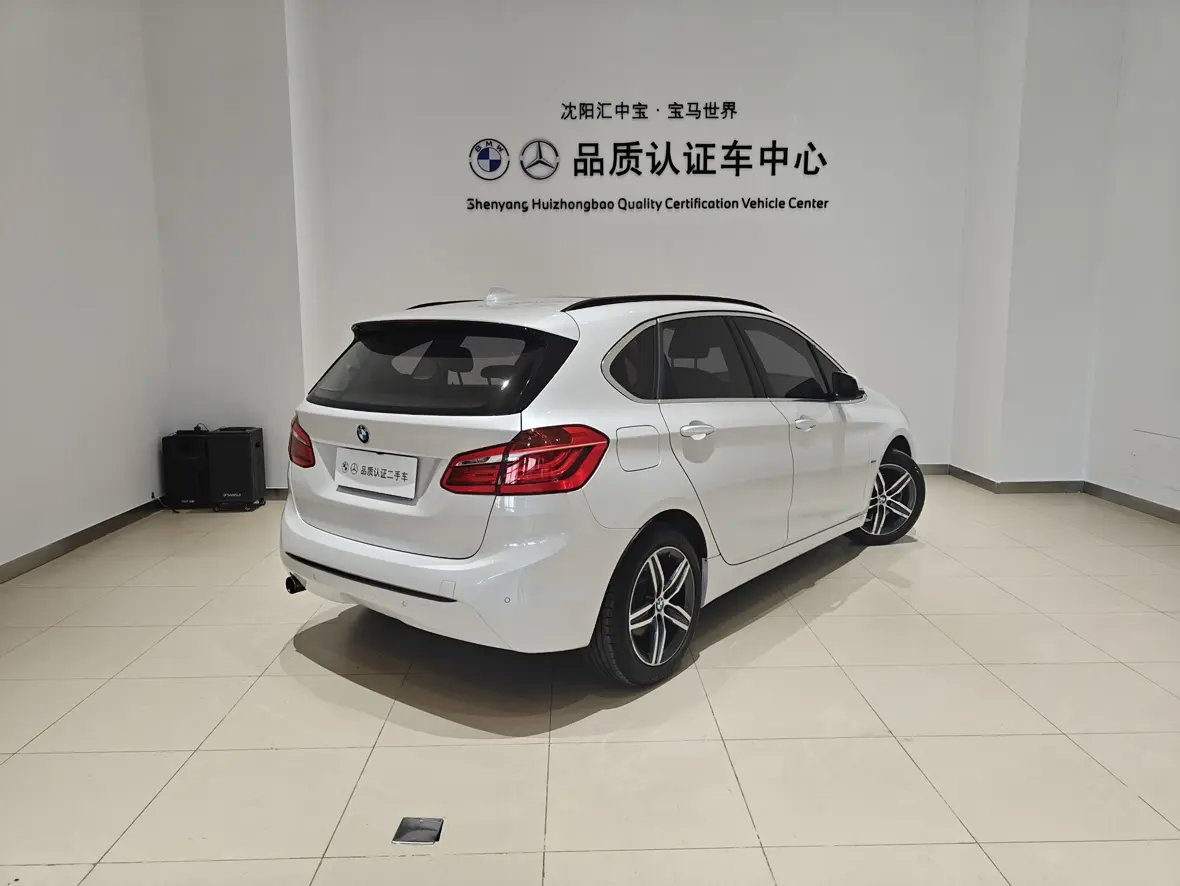 BMW 2 series station wagon