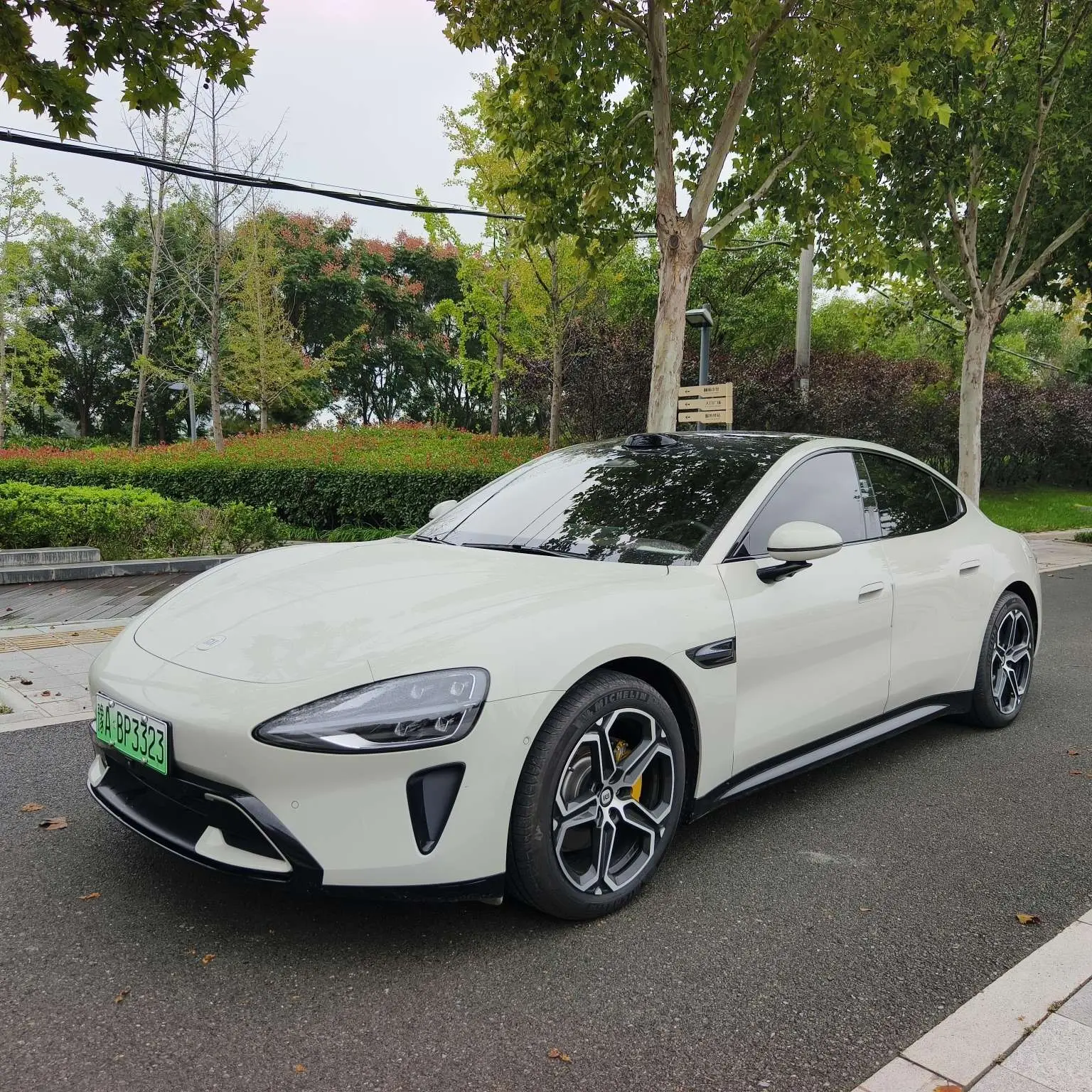 Xiaomi car Xiaomi SU7