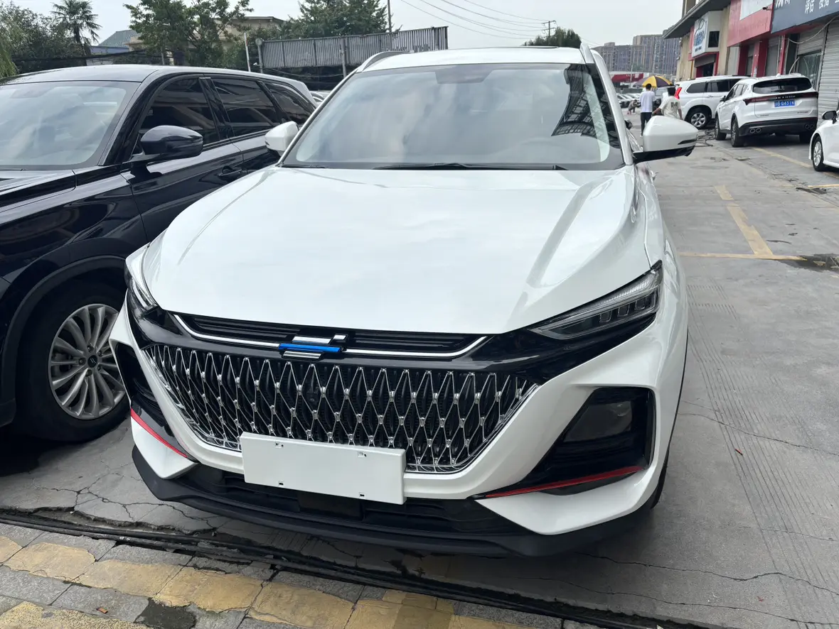 Oshan Changan Auchan X7 PLUS