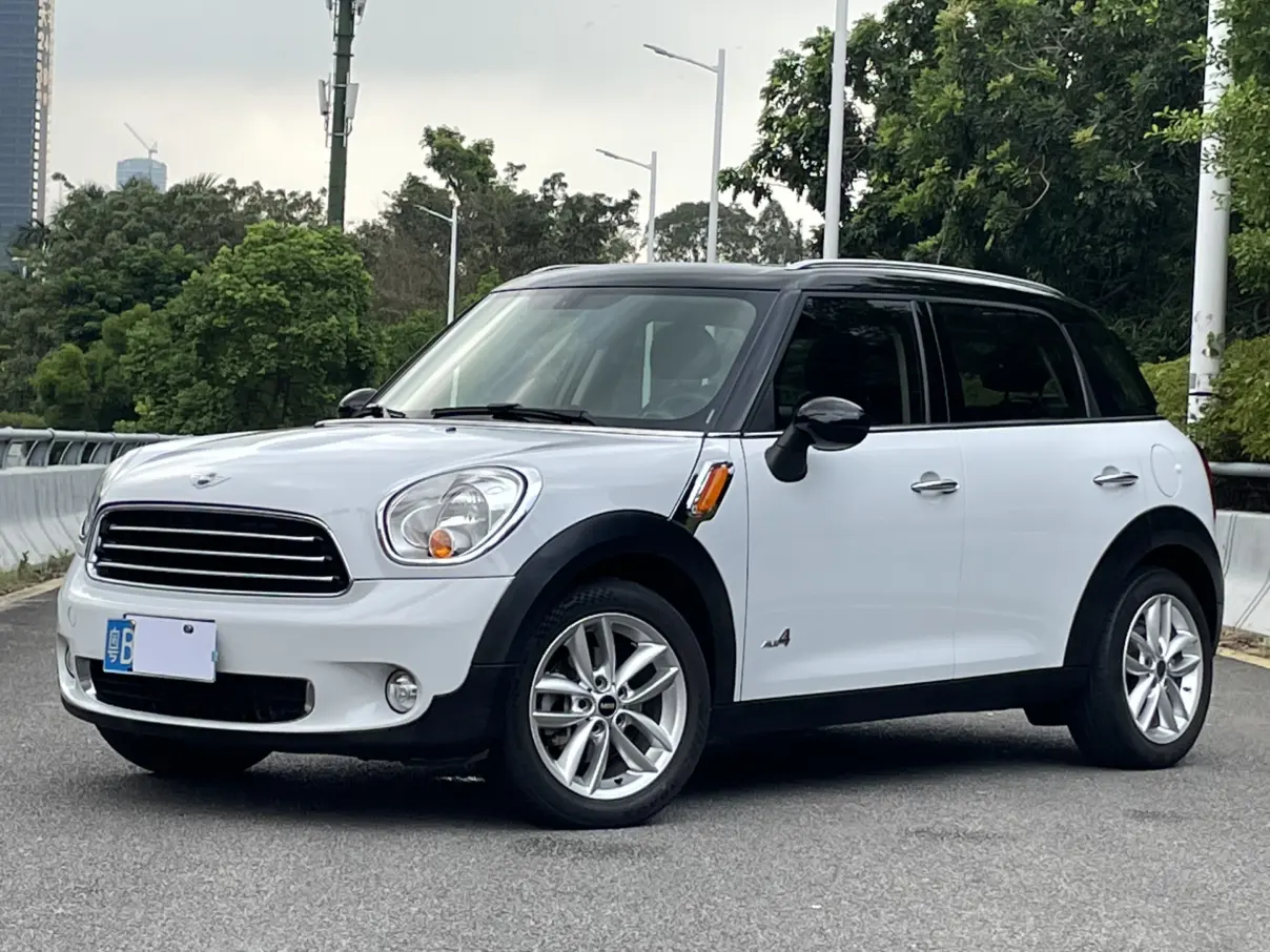 MINI COUNTRYMAN