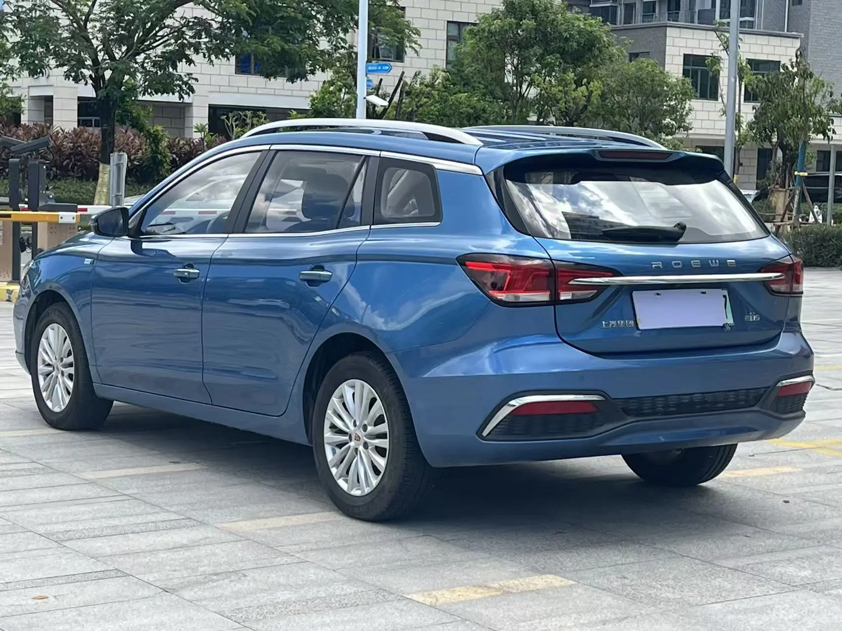 Roewe Ei5