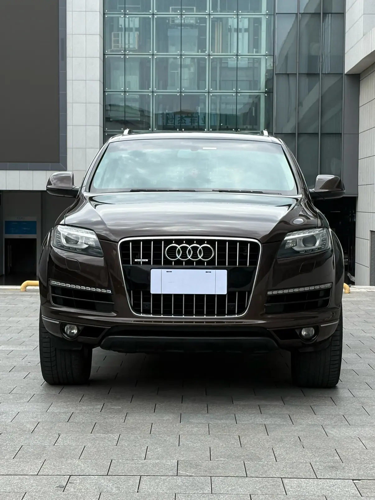 Audi Q7  из Китая