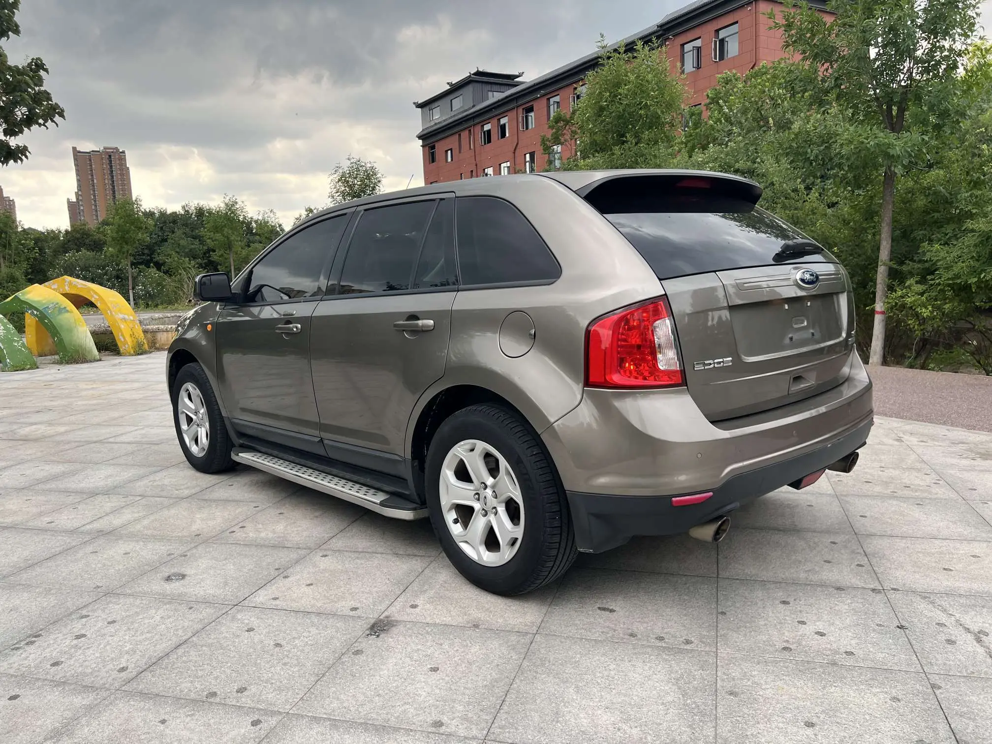 Ford Ruijie (imported)