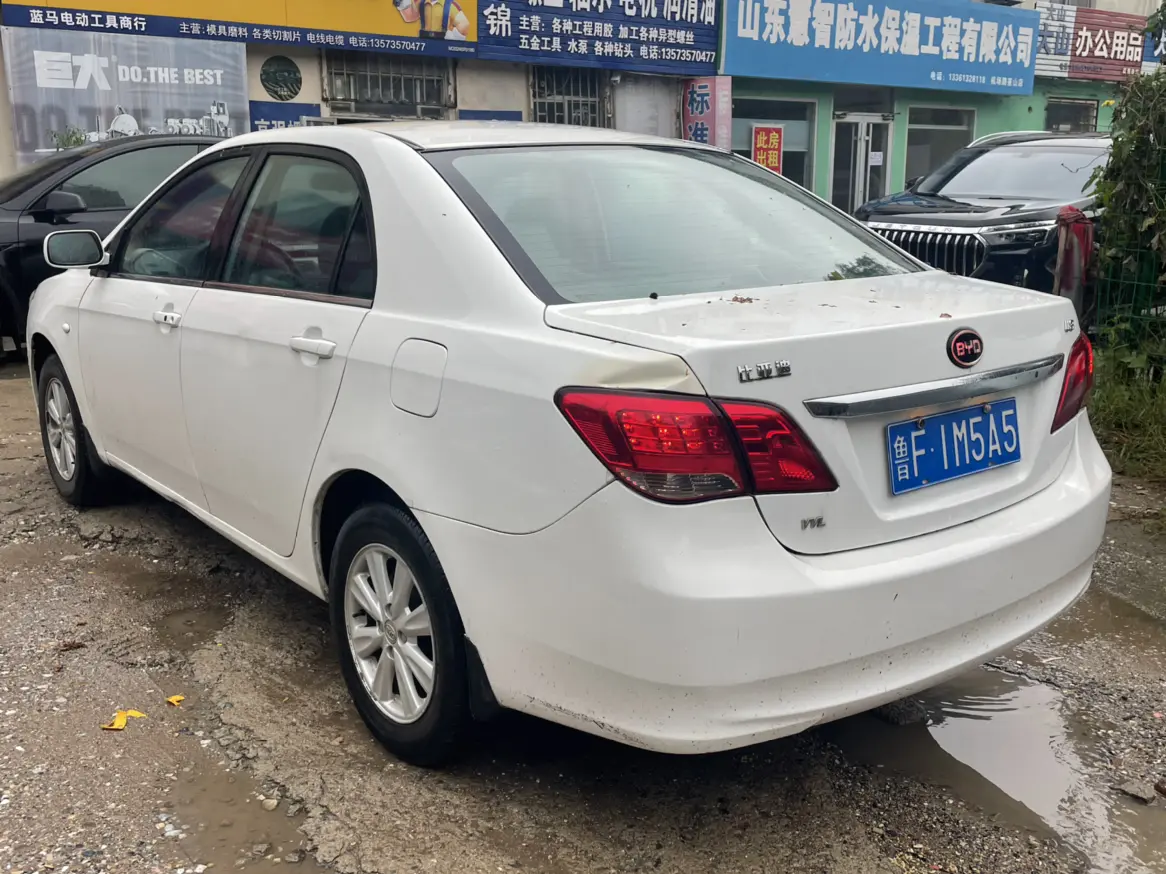 BYD L3