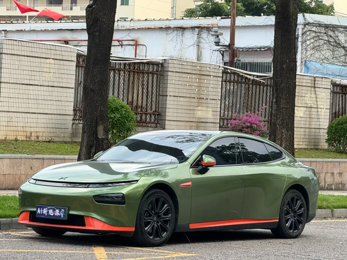 Xpeng P7