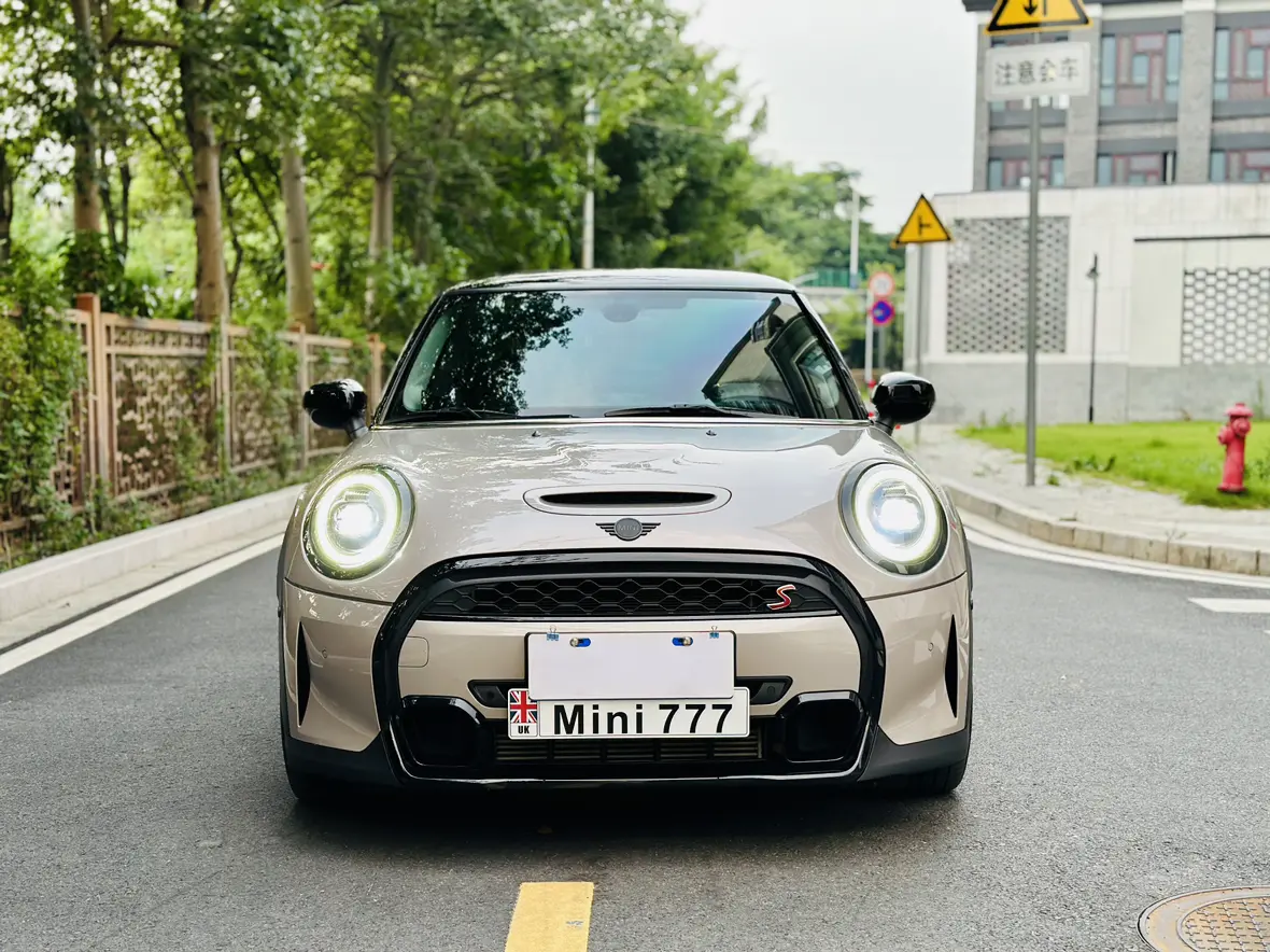 MINI MINI