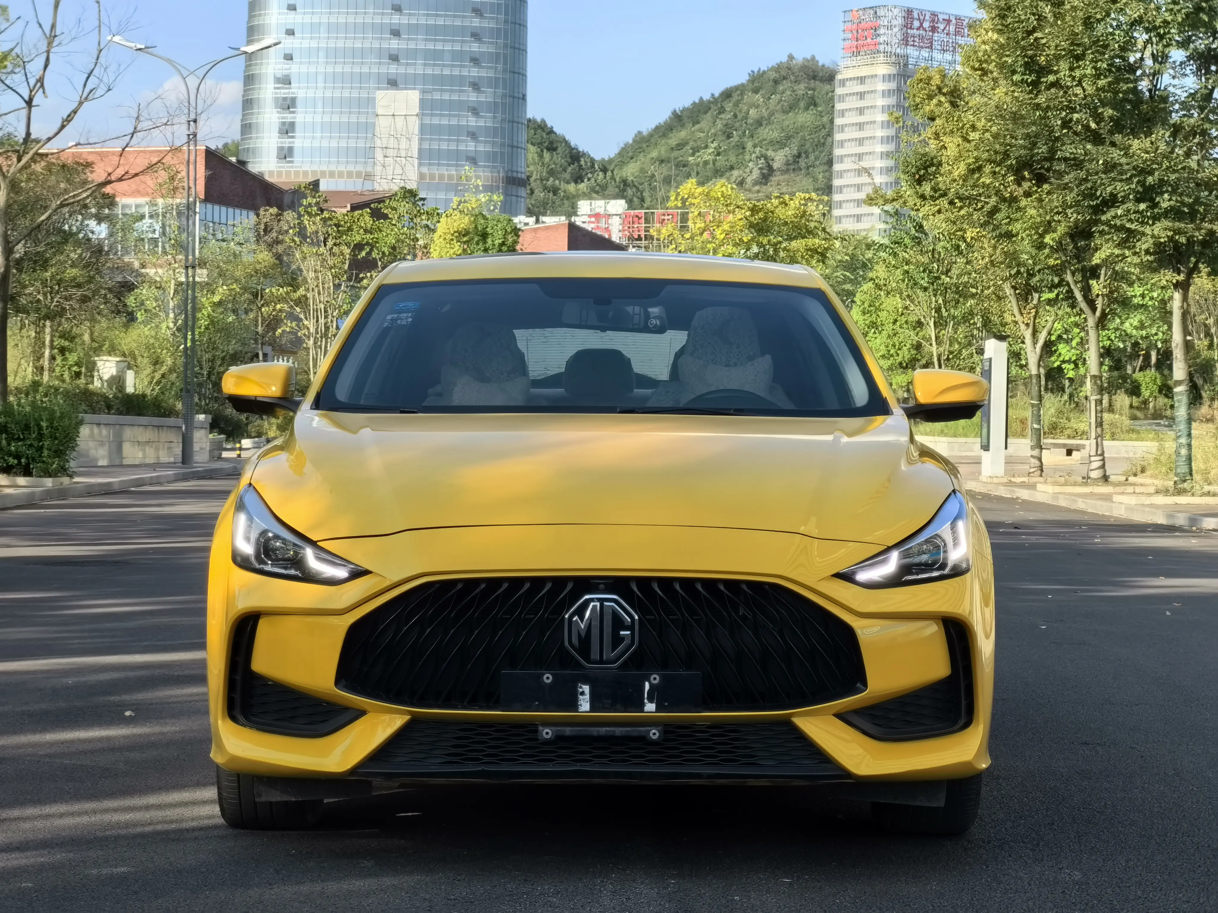 MG 5  из Китая