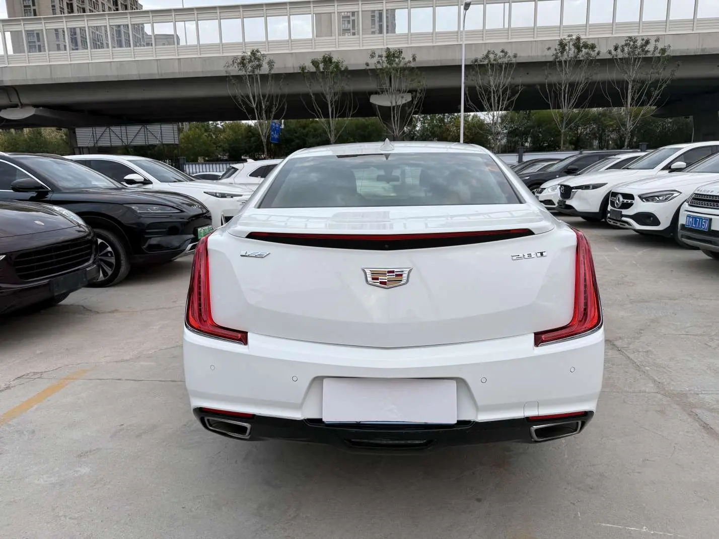Cadillac XTS