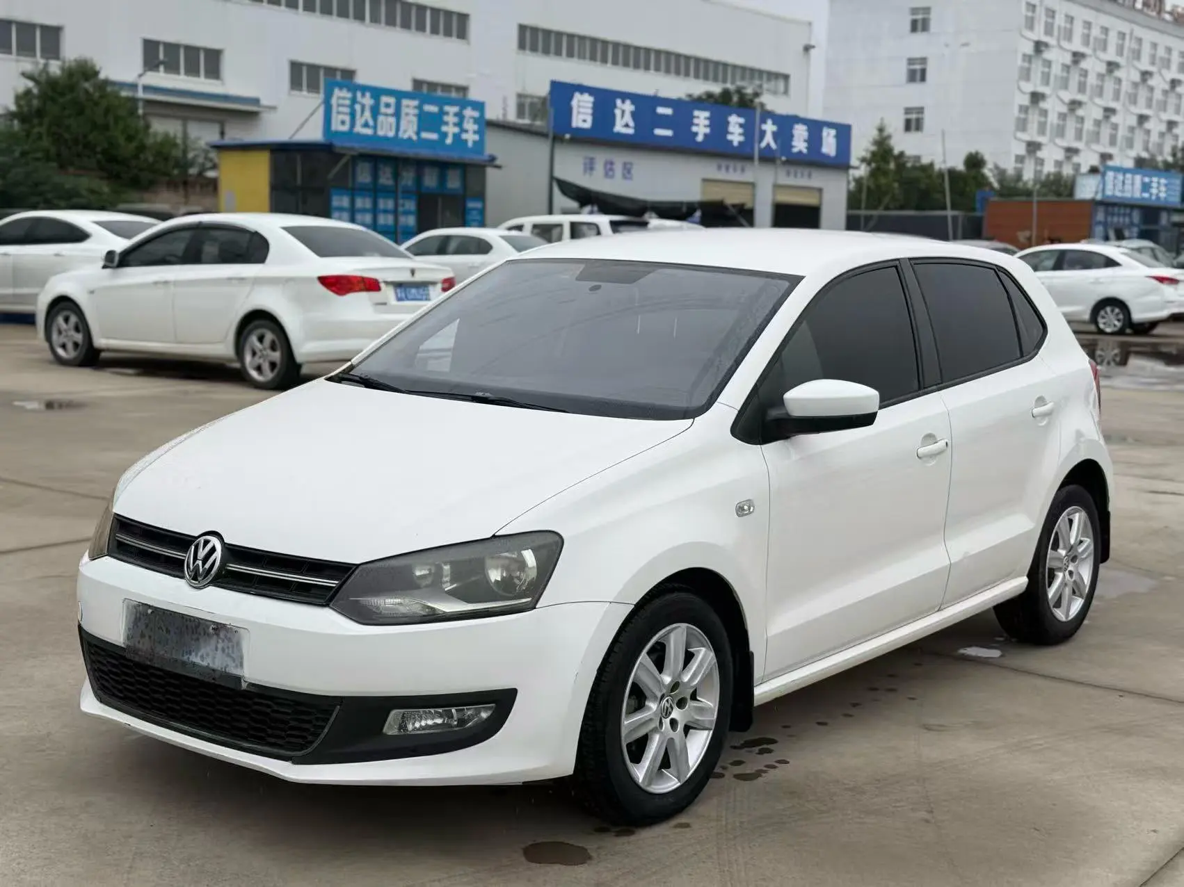Volkswagen Polo  из Китая