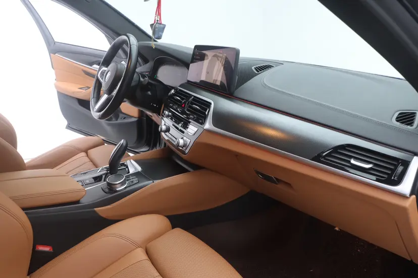 BMW 5 Series (imported)