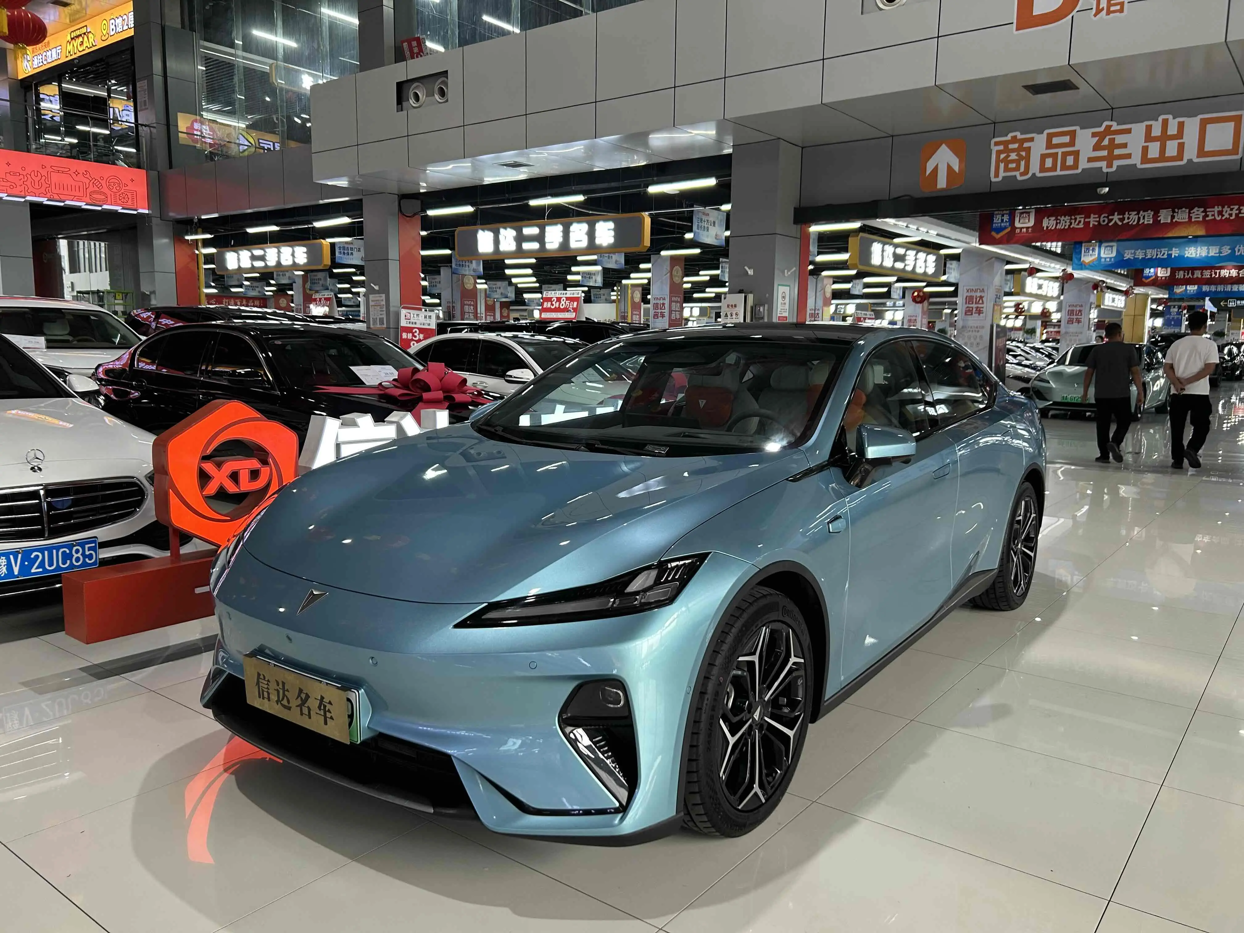 Deepal Dark blue L07