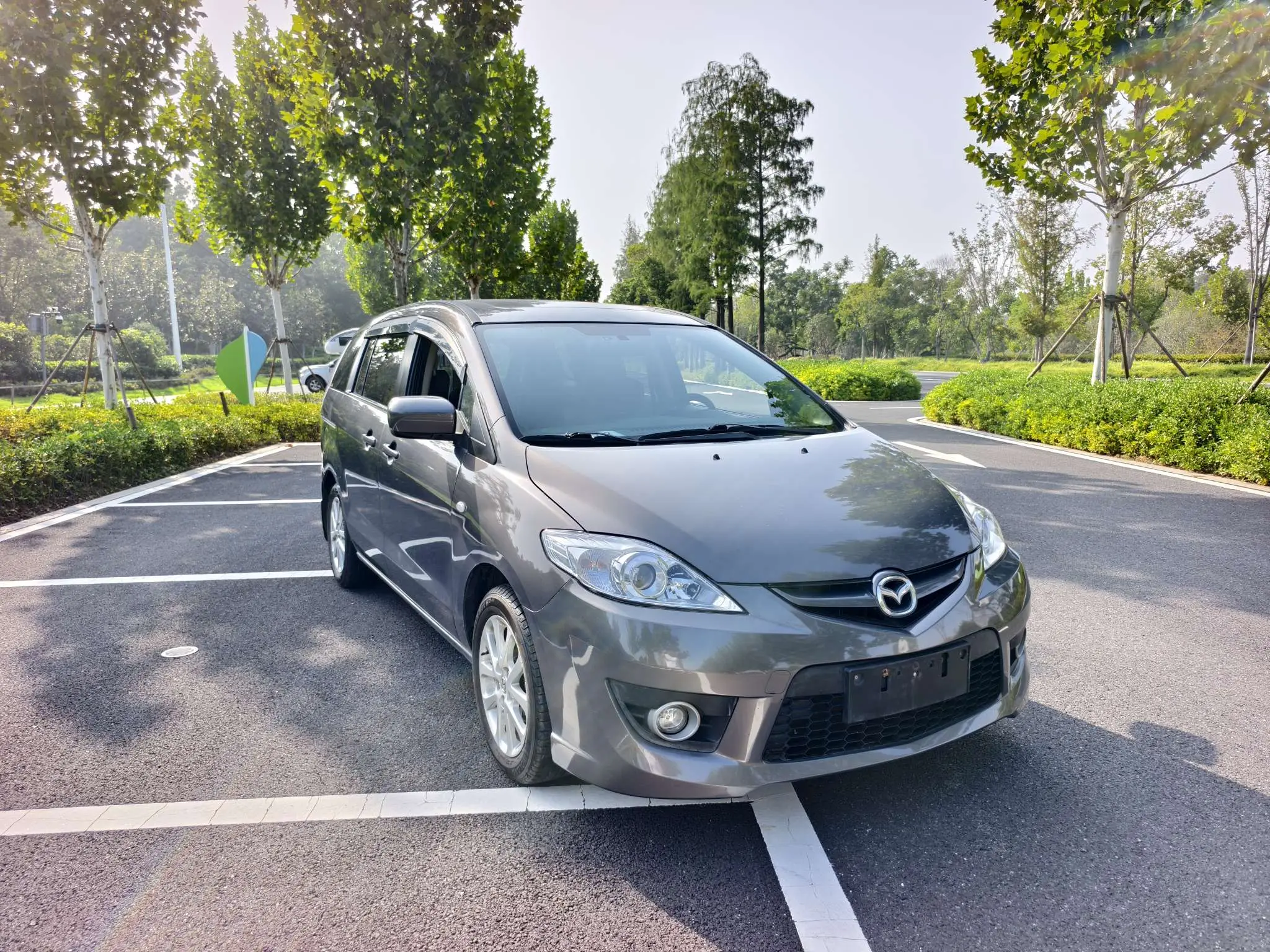 Mazda 5