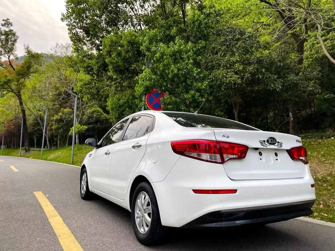 Kia K2