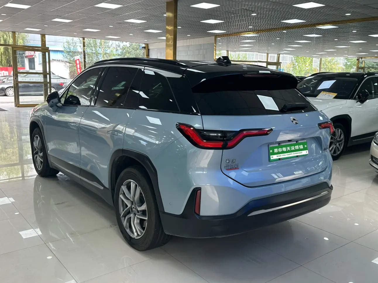 NIO ES6