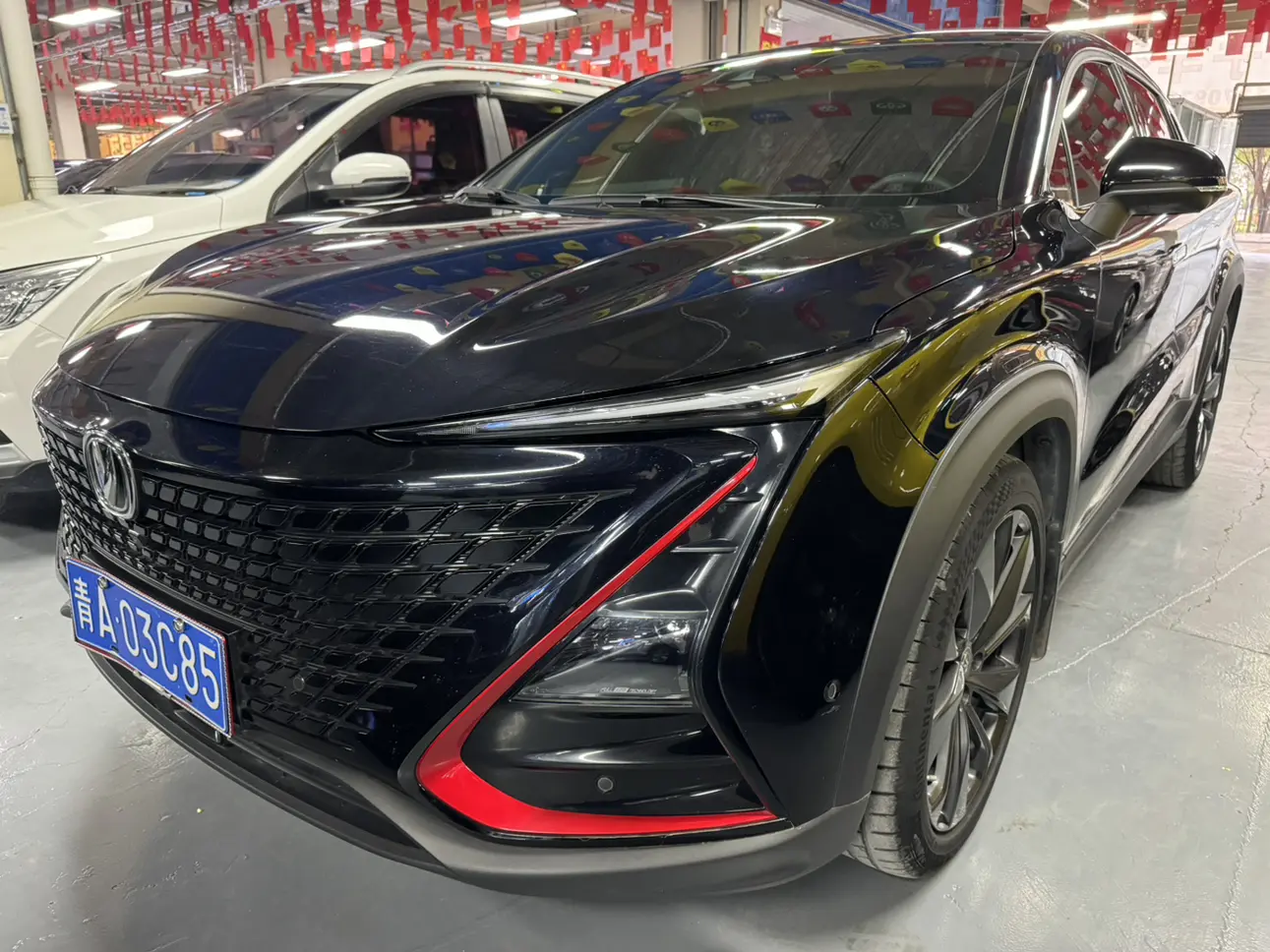 Changan UNI-T  из Китая