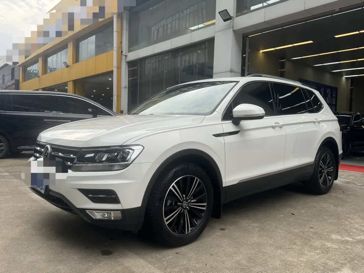 Volkswagen Tiguan L