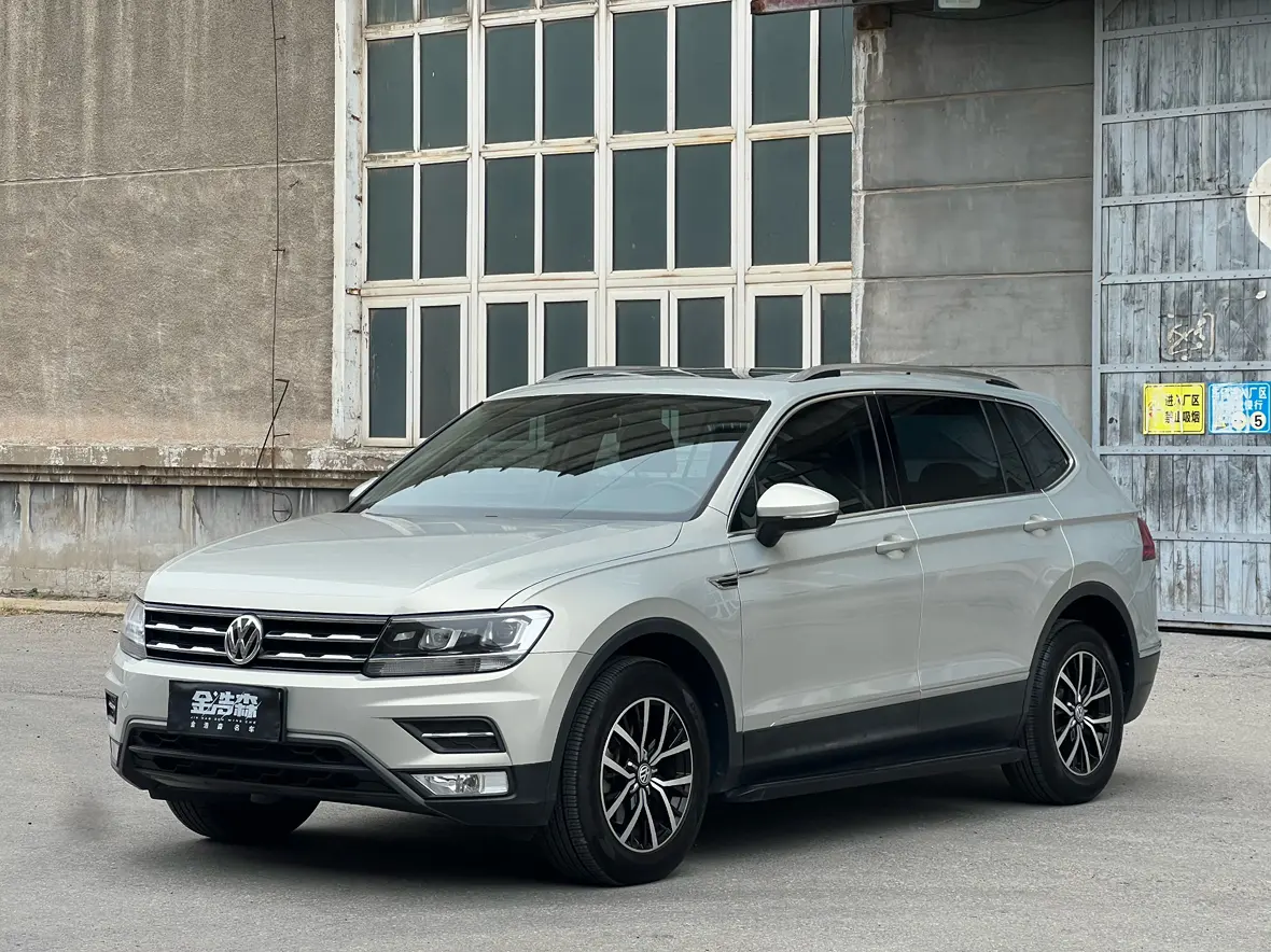 Volkswagen Tiguan L