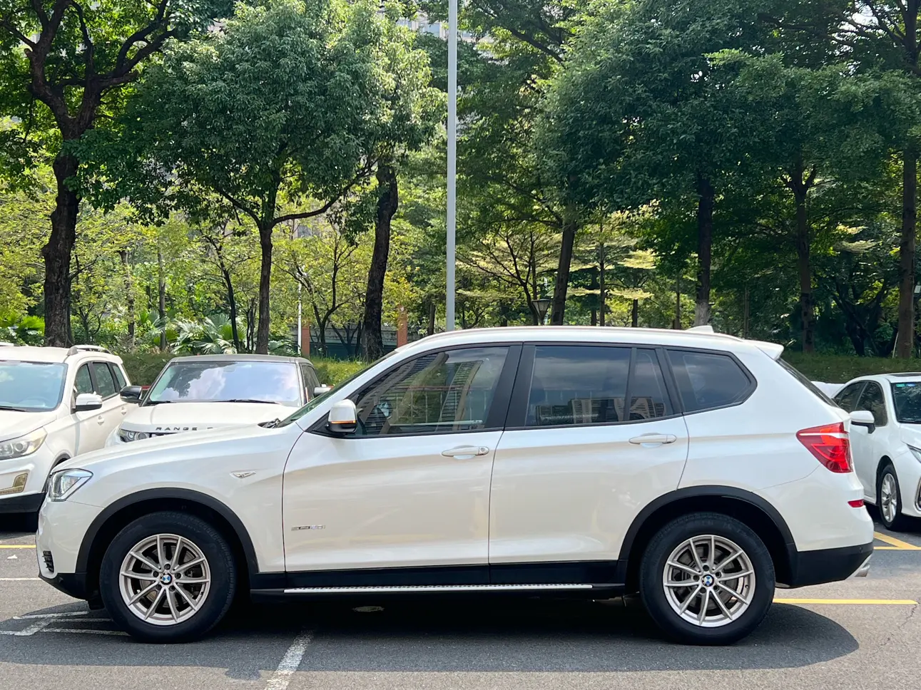 BMW X3 (imported)
