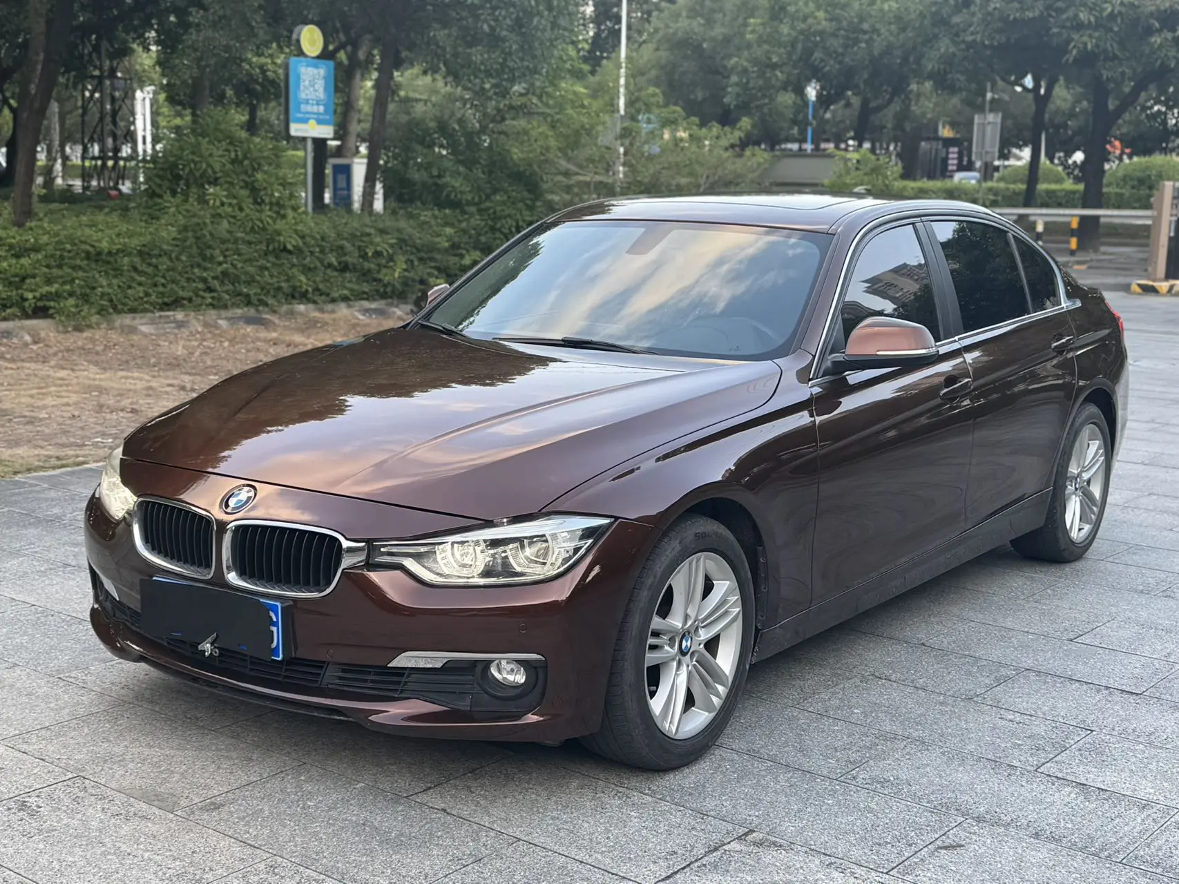 BMW 3 Series  из Китая