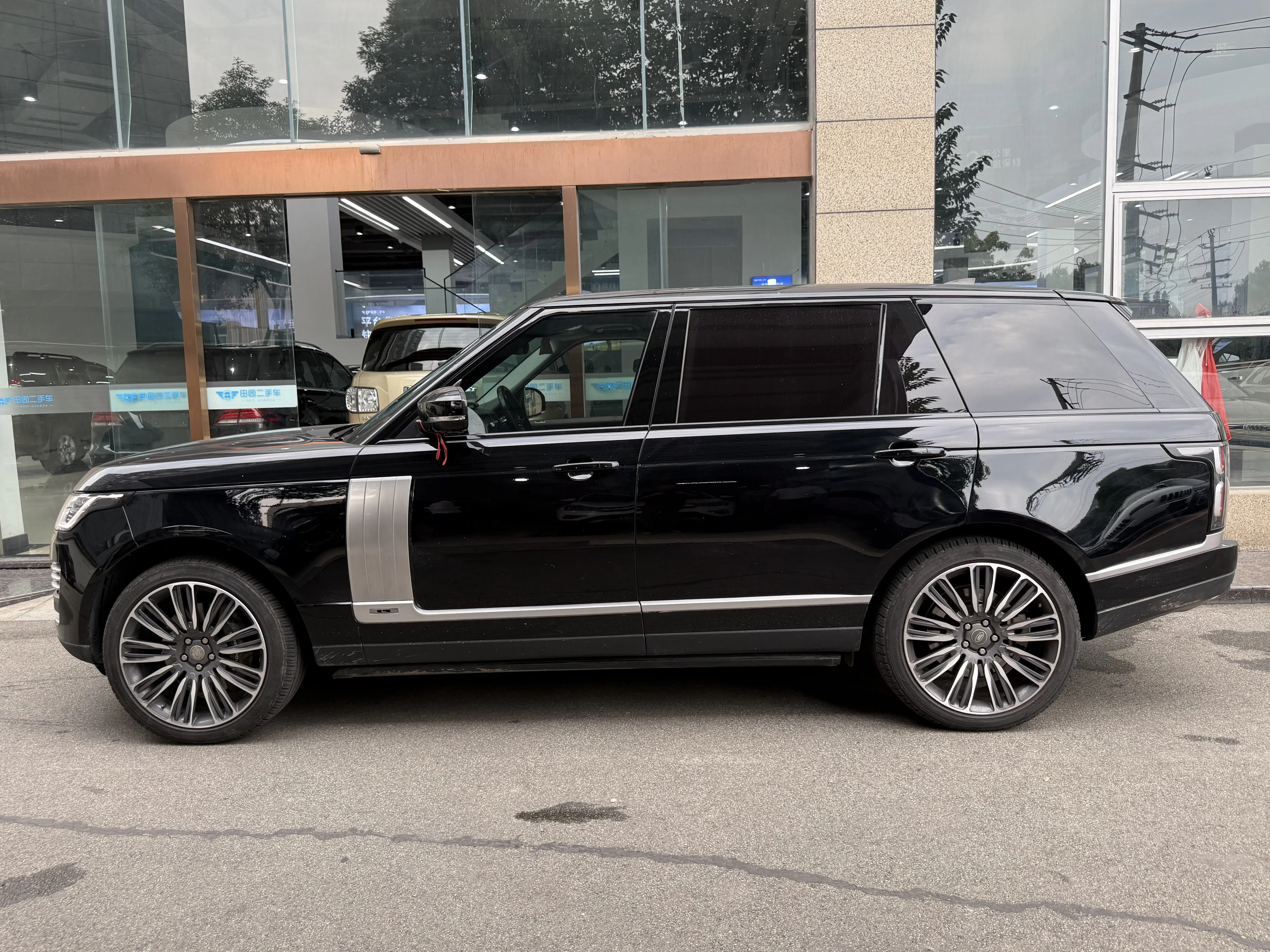 Land Rover Range rover