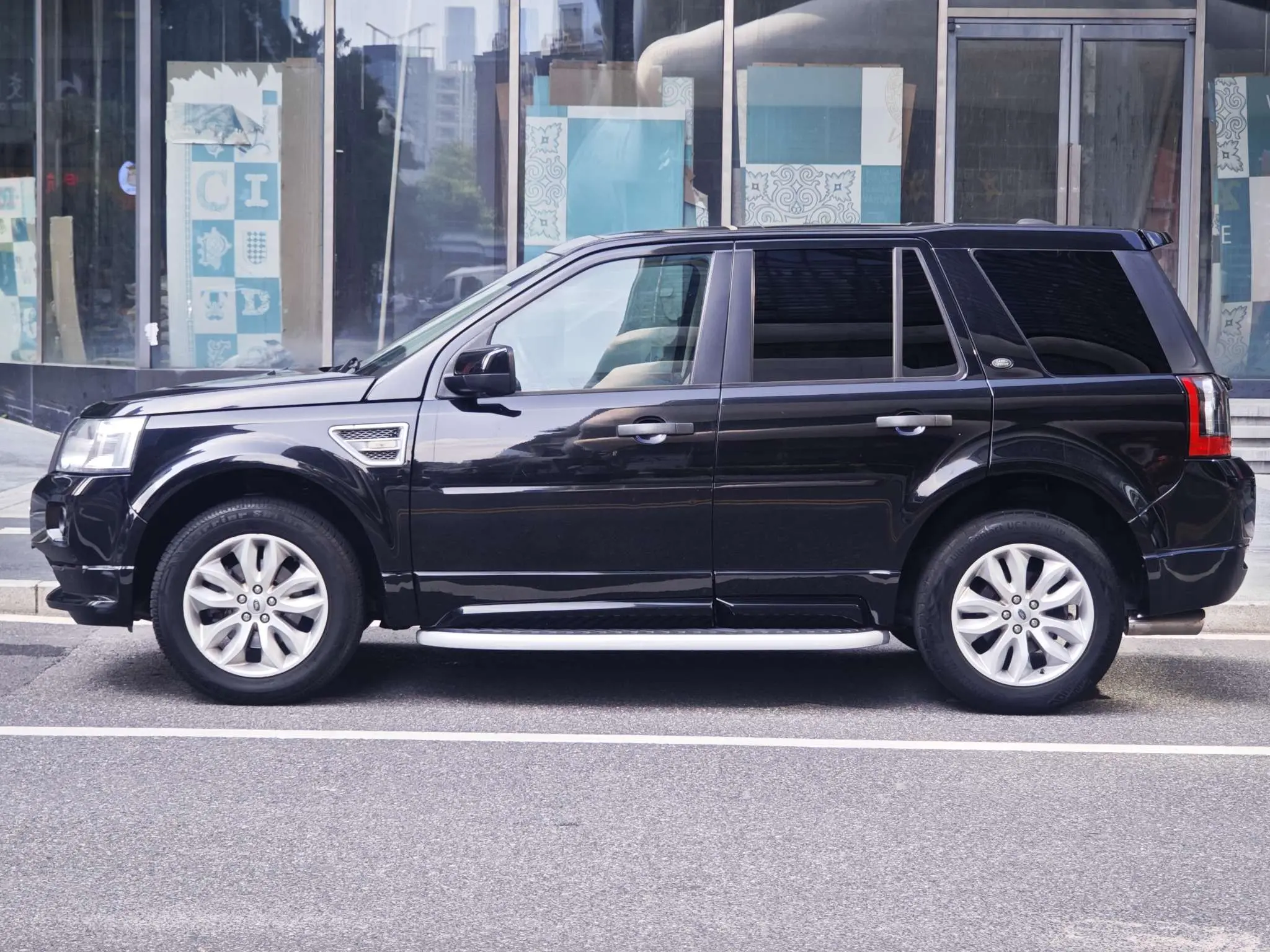 Land Rover Freelander 2