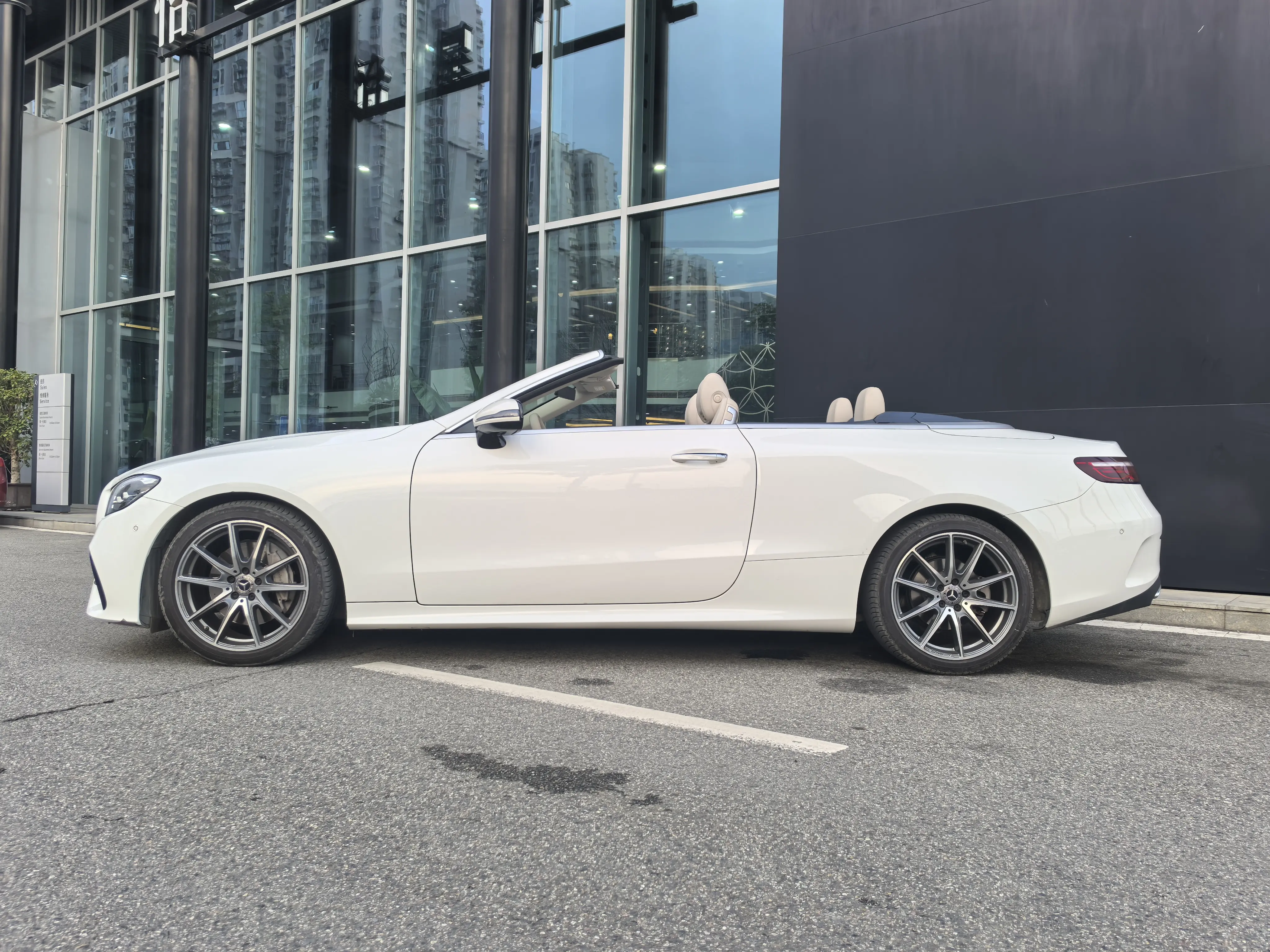 Mercedes-Benz E-Class (imported)