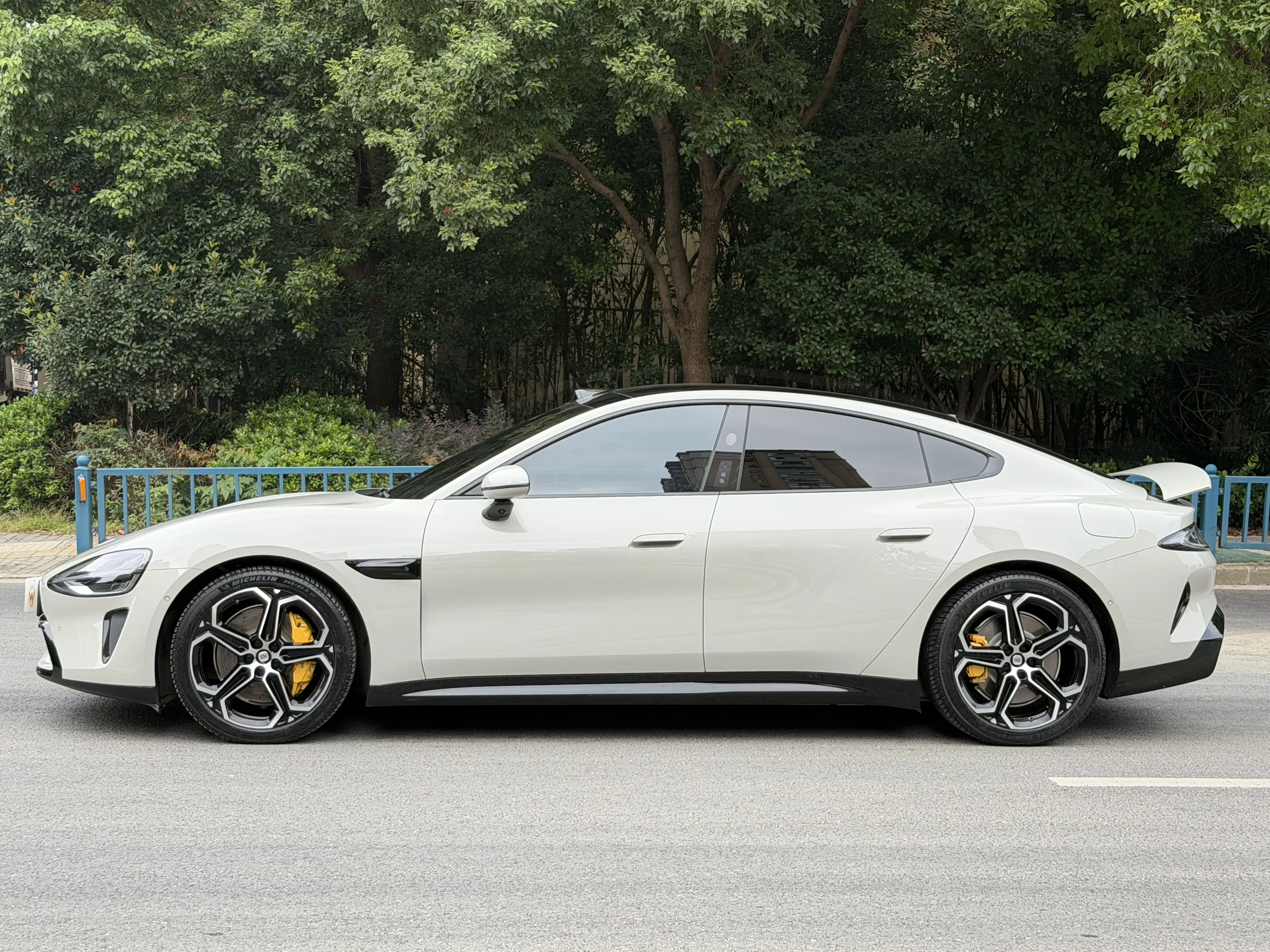 Xiaomi car Xiaomi SU7