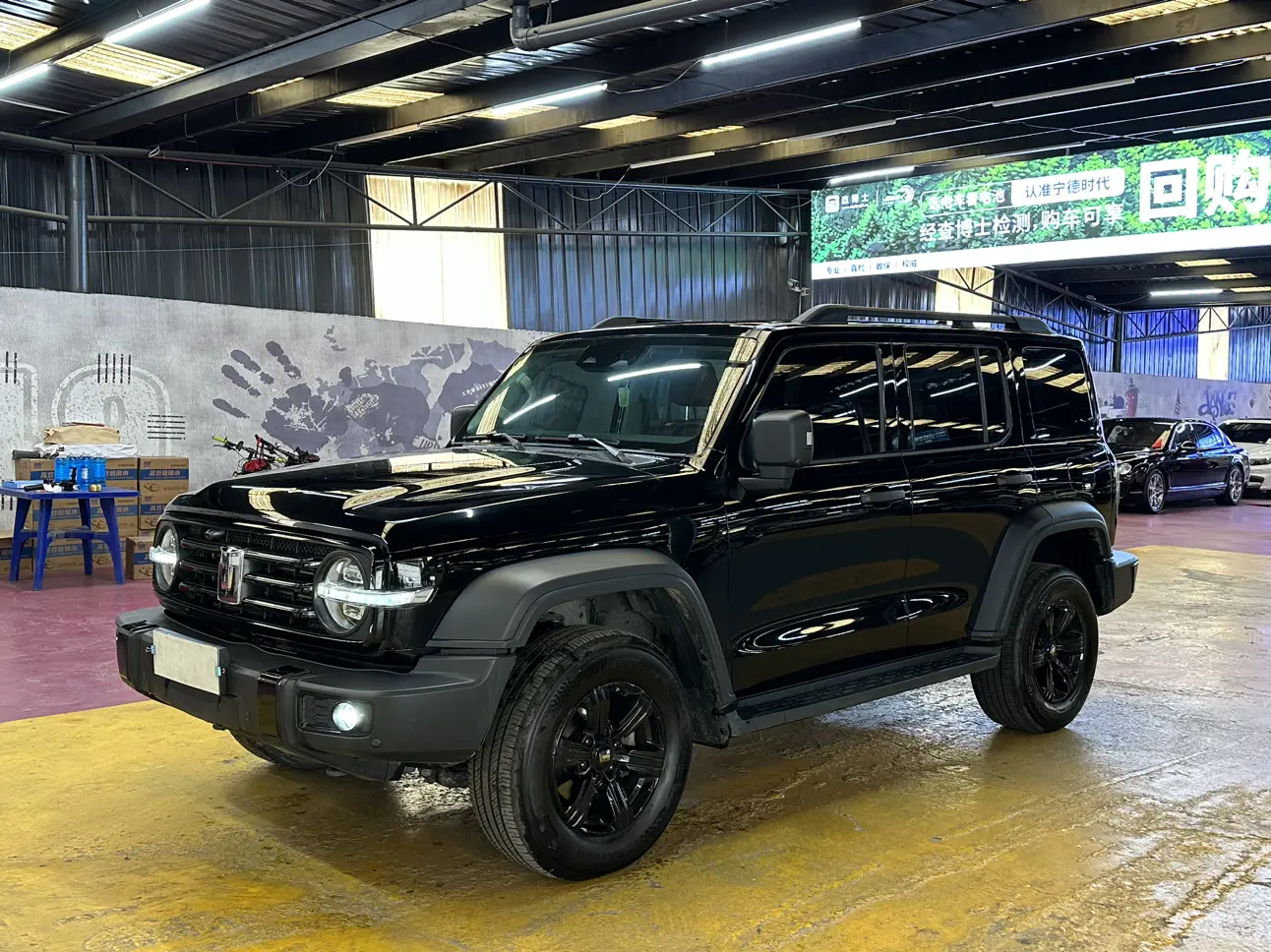 Tank 300  из Китая