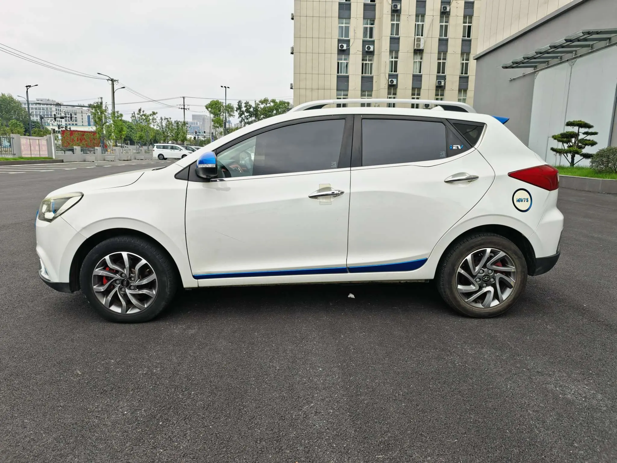 Jiangxi JAC iEV7S