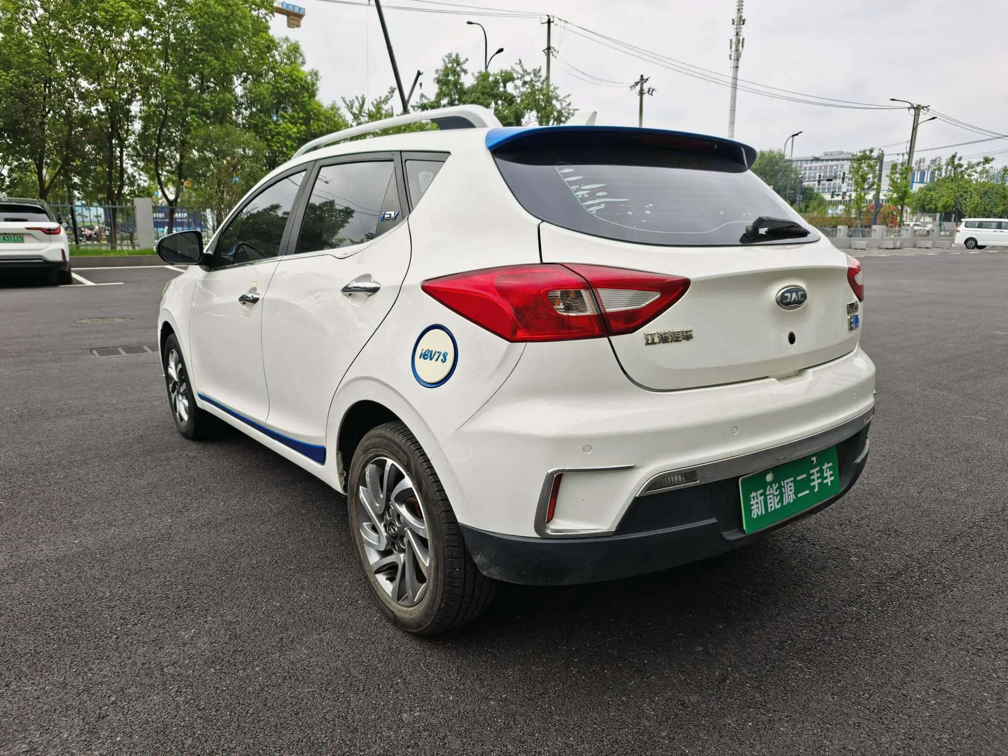 Jiangxi JAC iEV7S