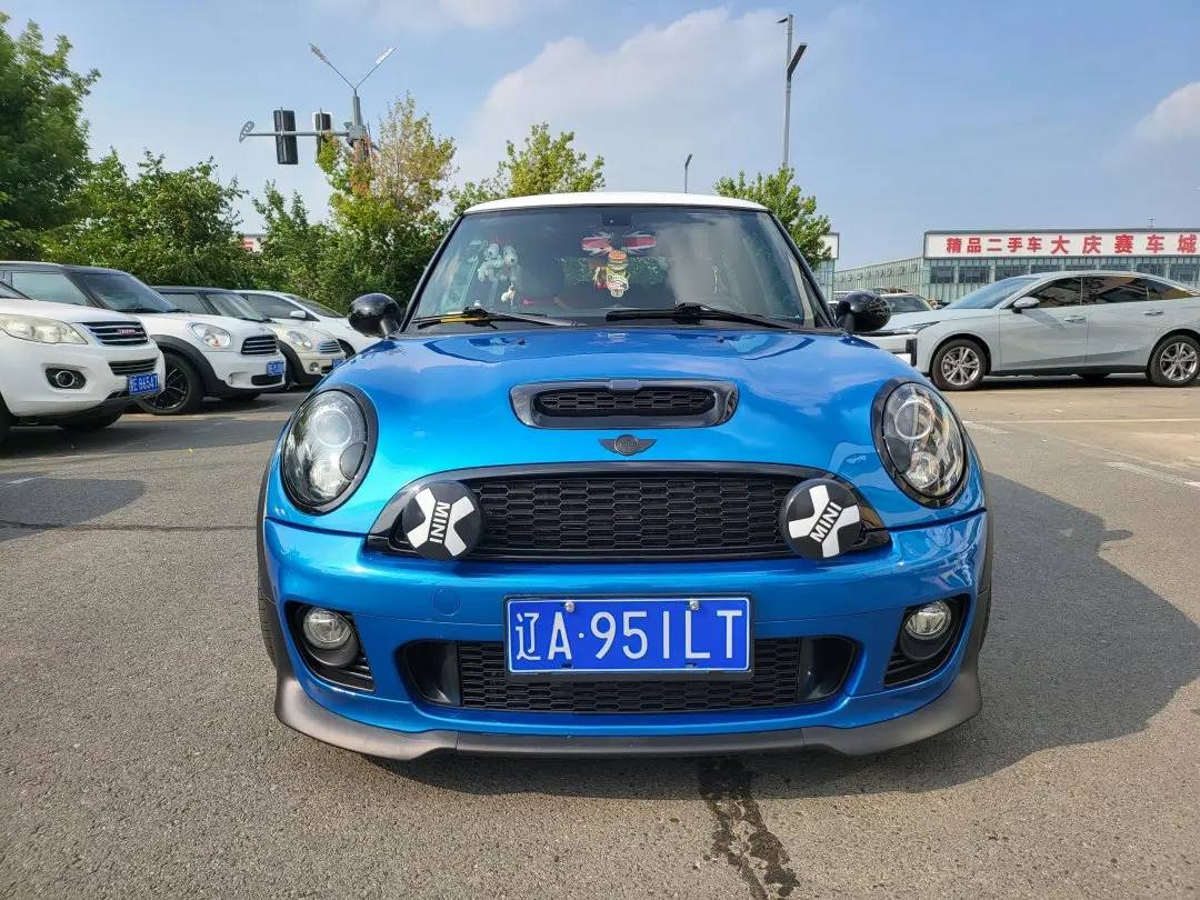 MINI MINI